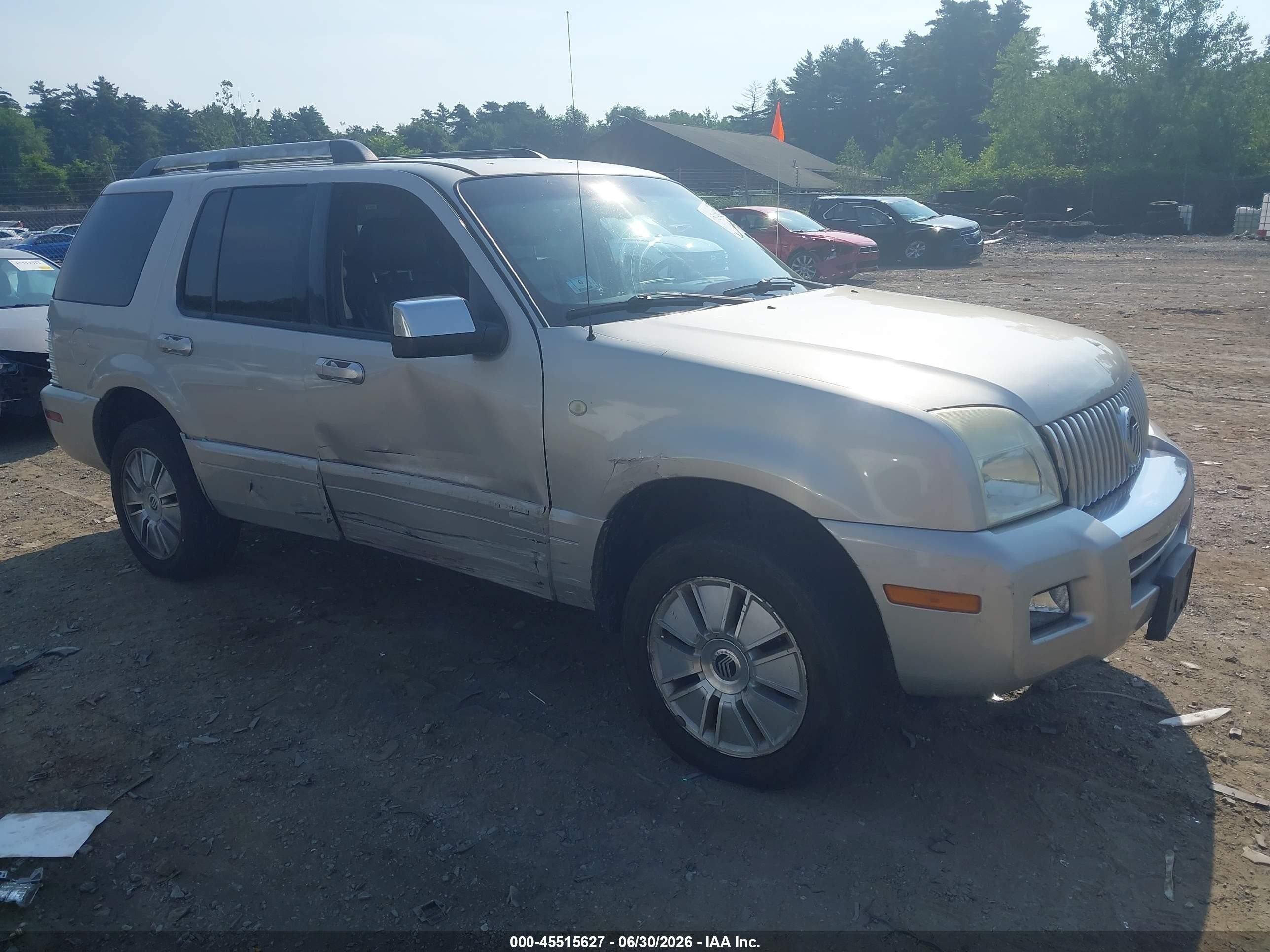 2006 Mercury Mountaineer Premier, VIN 4M2EU48876UJ00054 — Бок