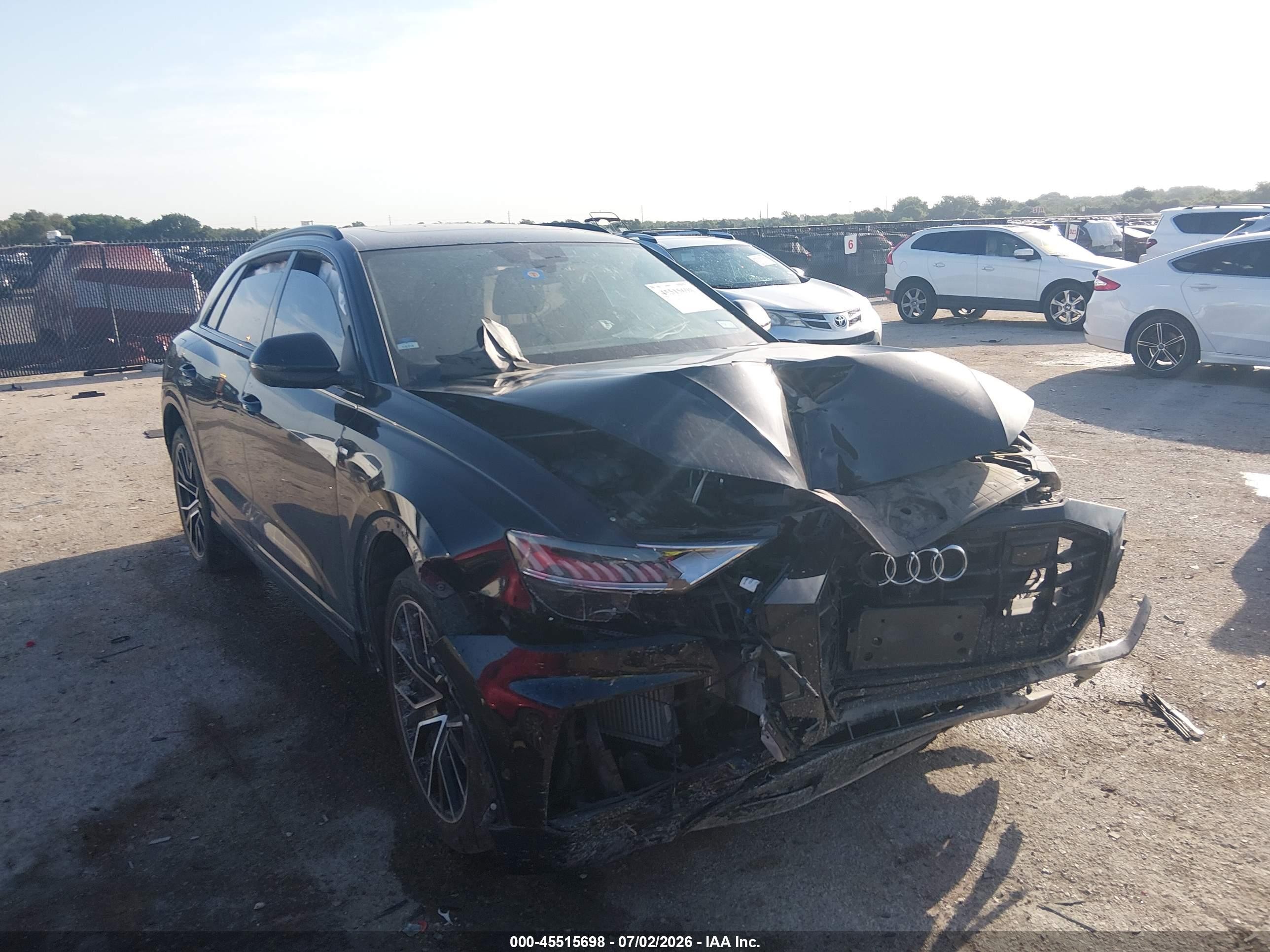 2021 Audi Q8 Premium Plus, VIN WA1EVAF19MD005123 — Front end