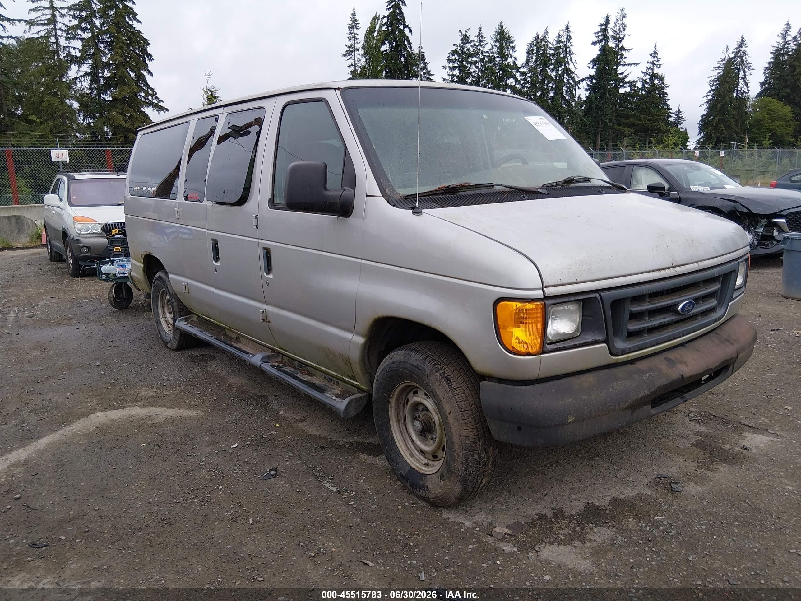 2003 Ford Econoline Cargo, VIN 1FTRE14293HB17334 — Normal wear