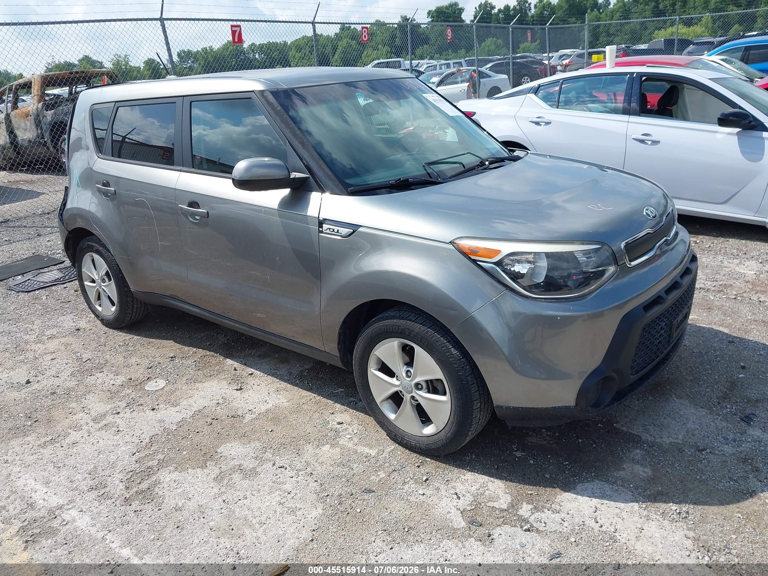 2016 Kia Soul, VIN KNDJN2A24G7254491 — Rear end