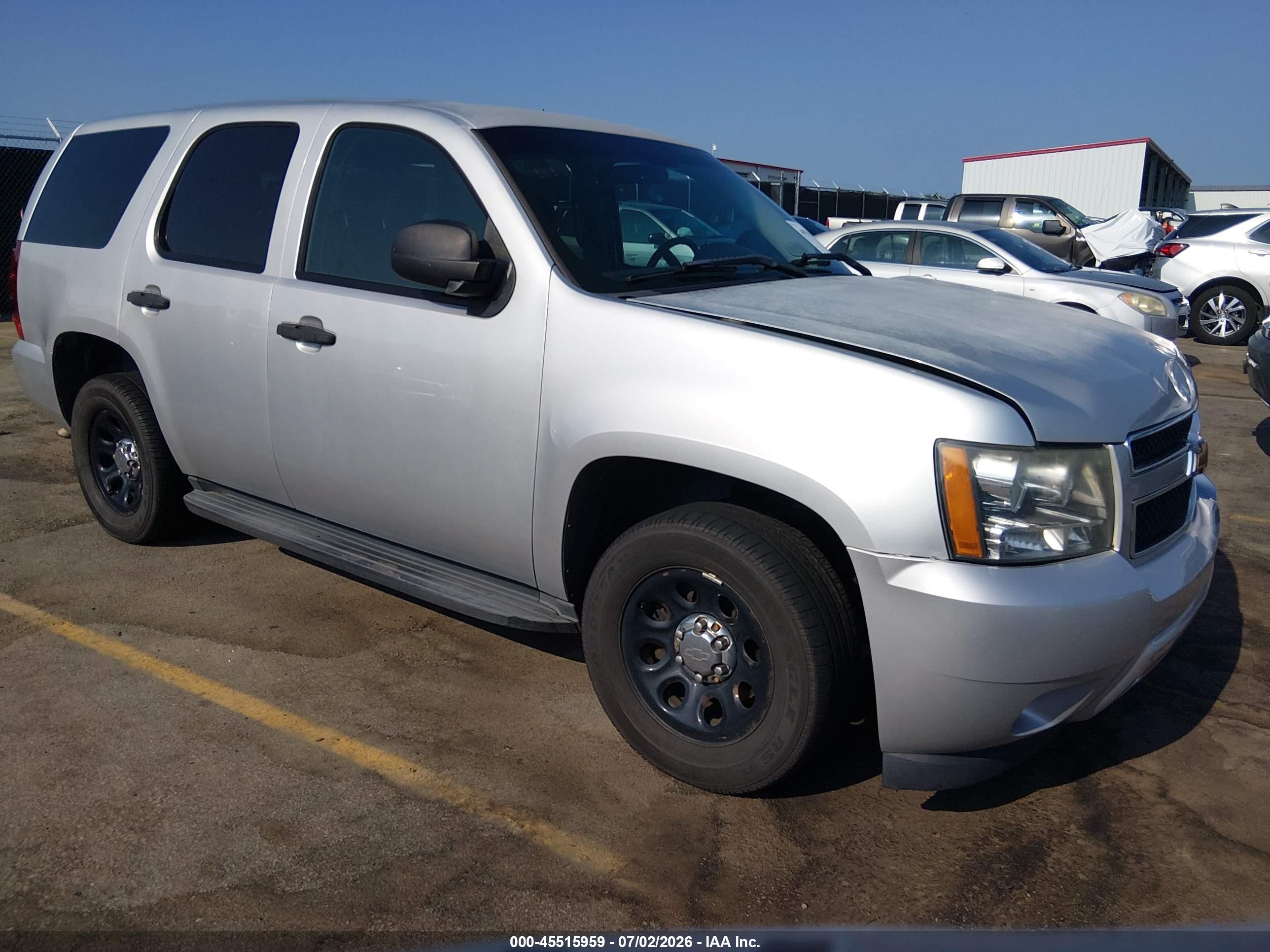 2014 Chevrolet Tahoe Commercial, VIN 1GNLC2E02ER212305 — Перед