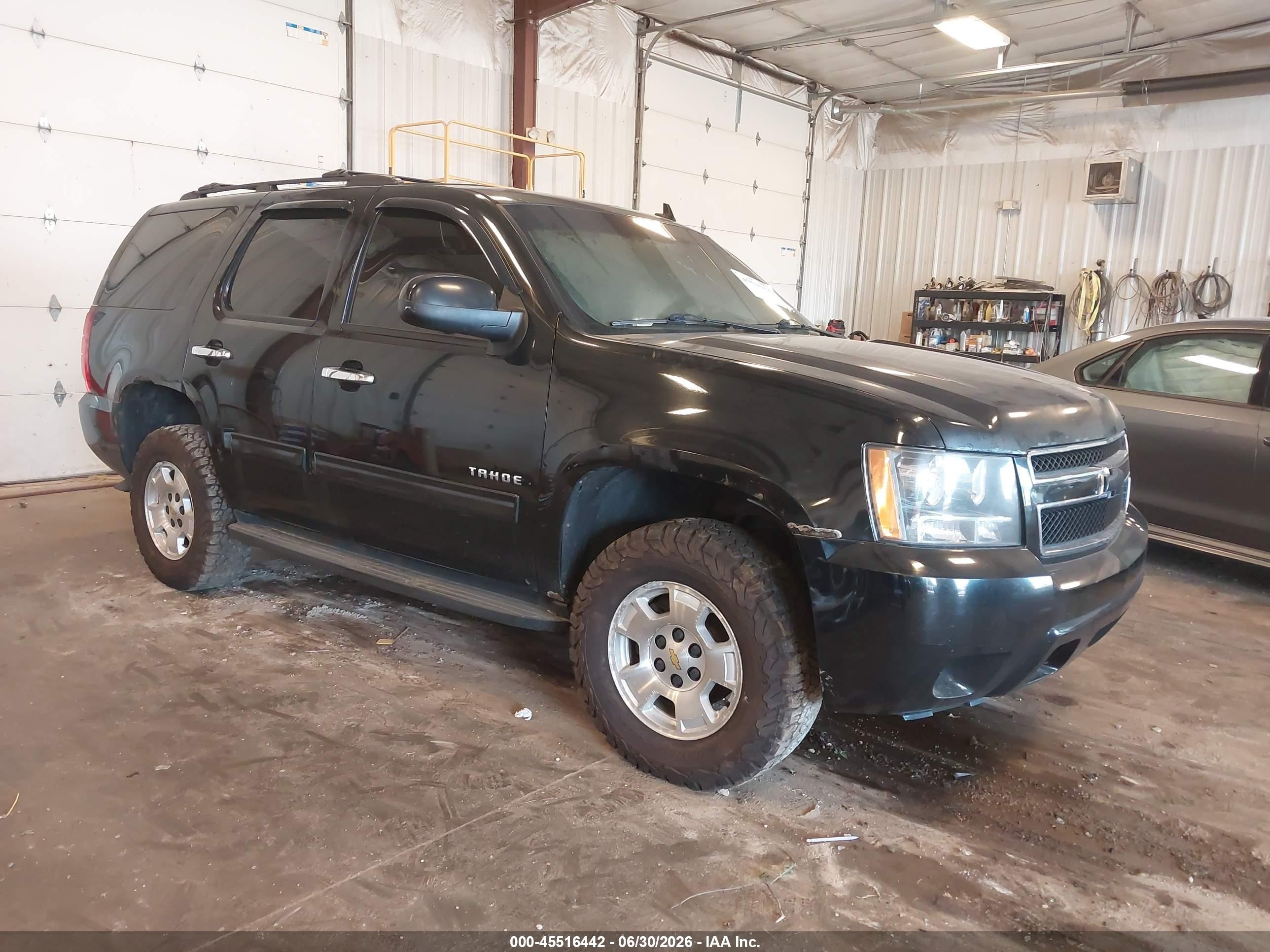 2013 Chevrolet Tahoe LS, VIN 1GNSKAE07DR100218 — Interior fire
