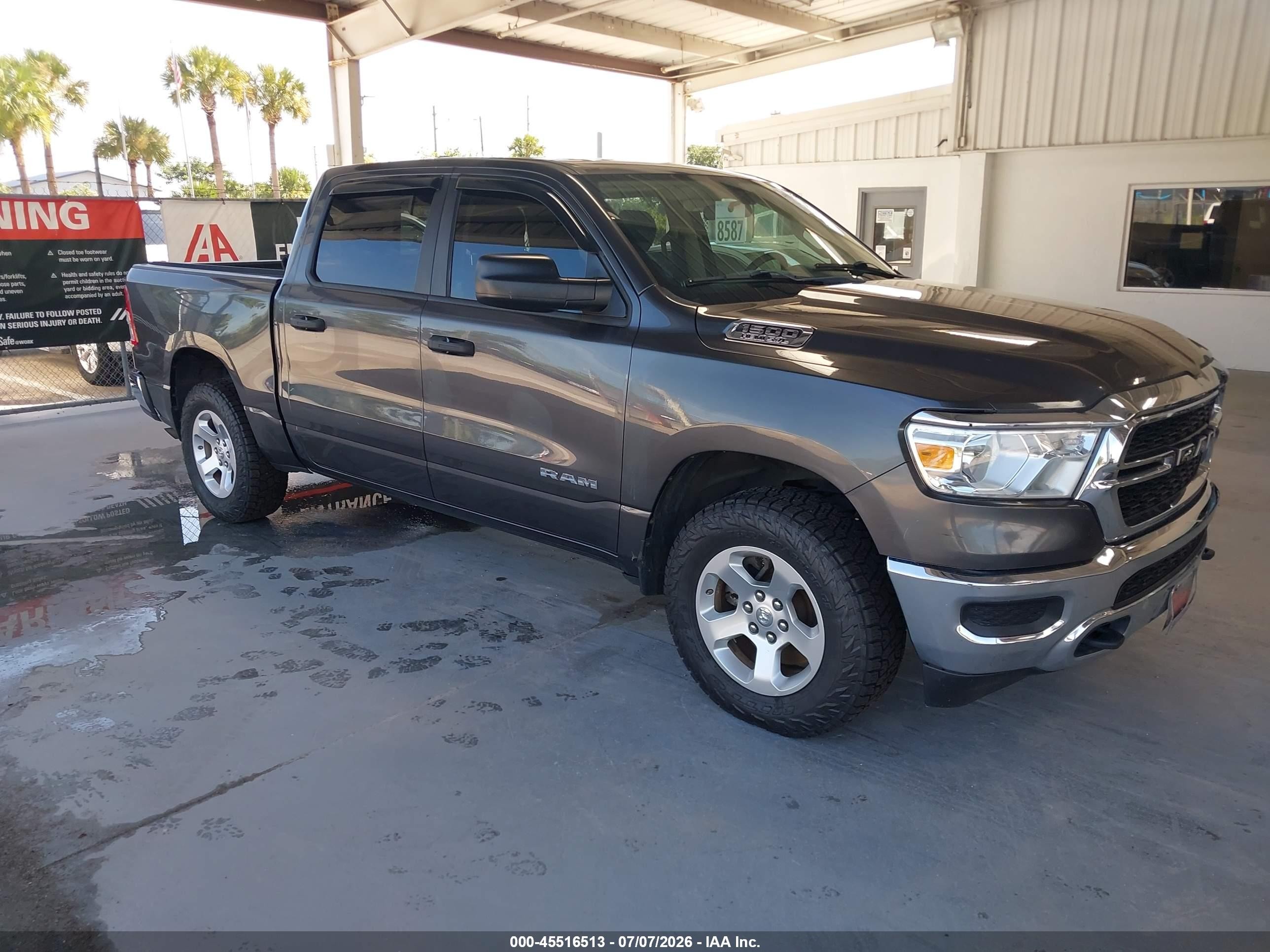 2019 Ram 1500 Tradesman, VIN 1C6SRFGT9KN615127 — Interior fire