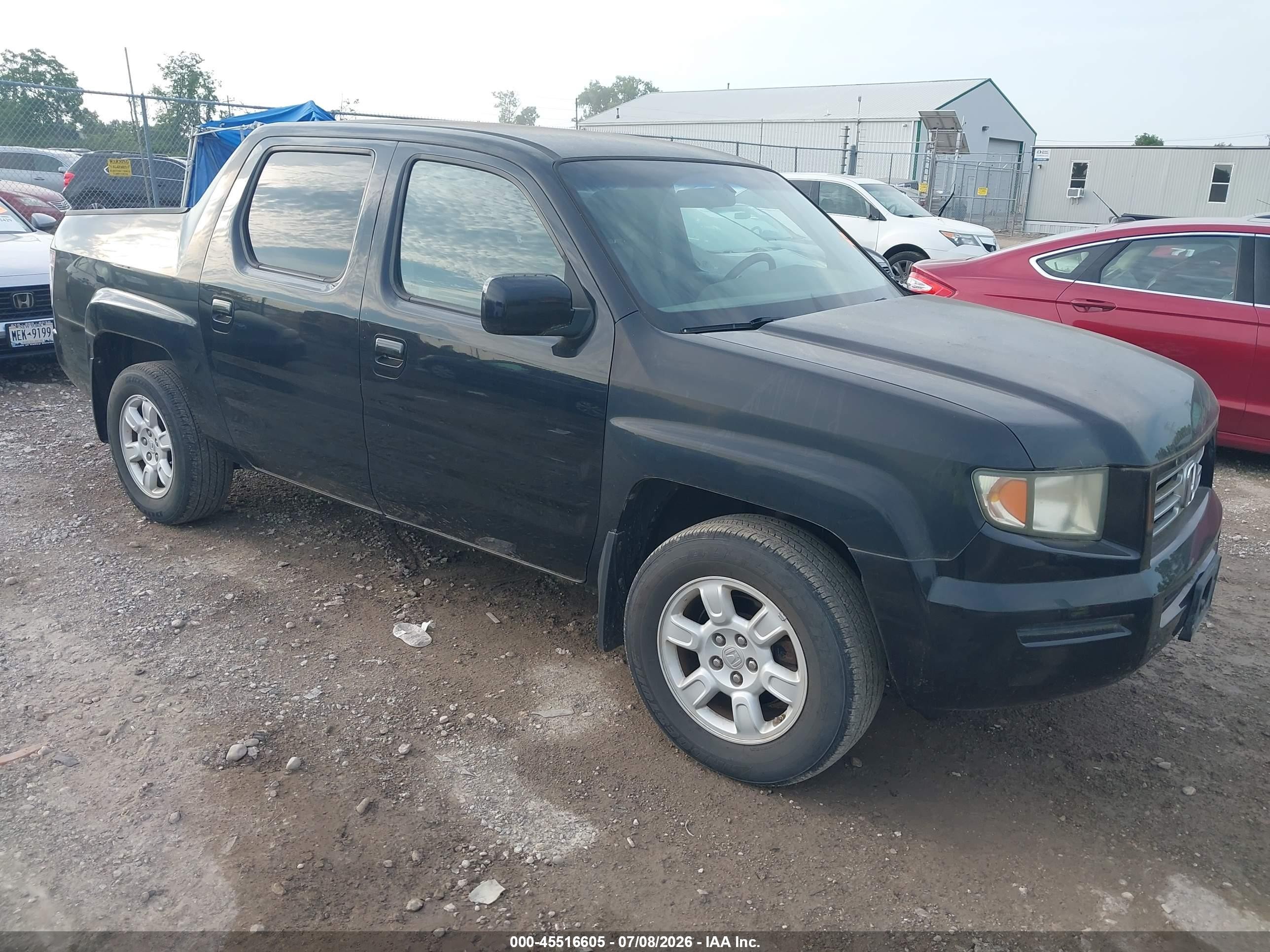 2006 Honda Ridgeline RTS, VIN 2HJYK16476H575662 — Normal wear