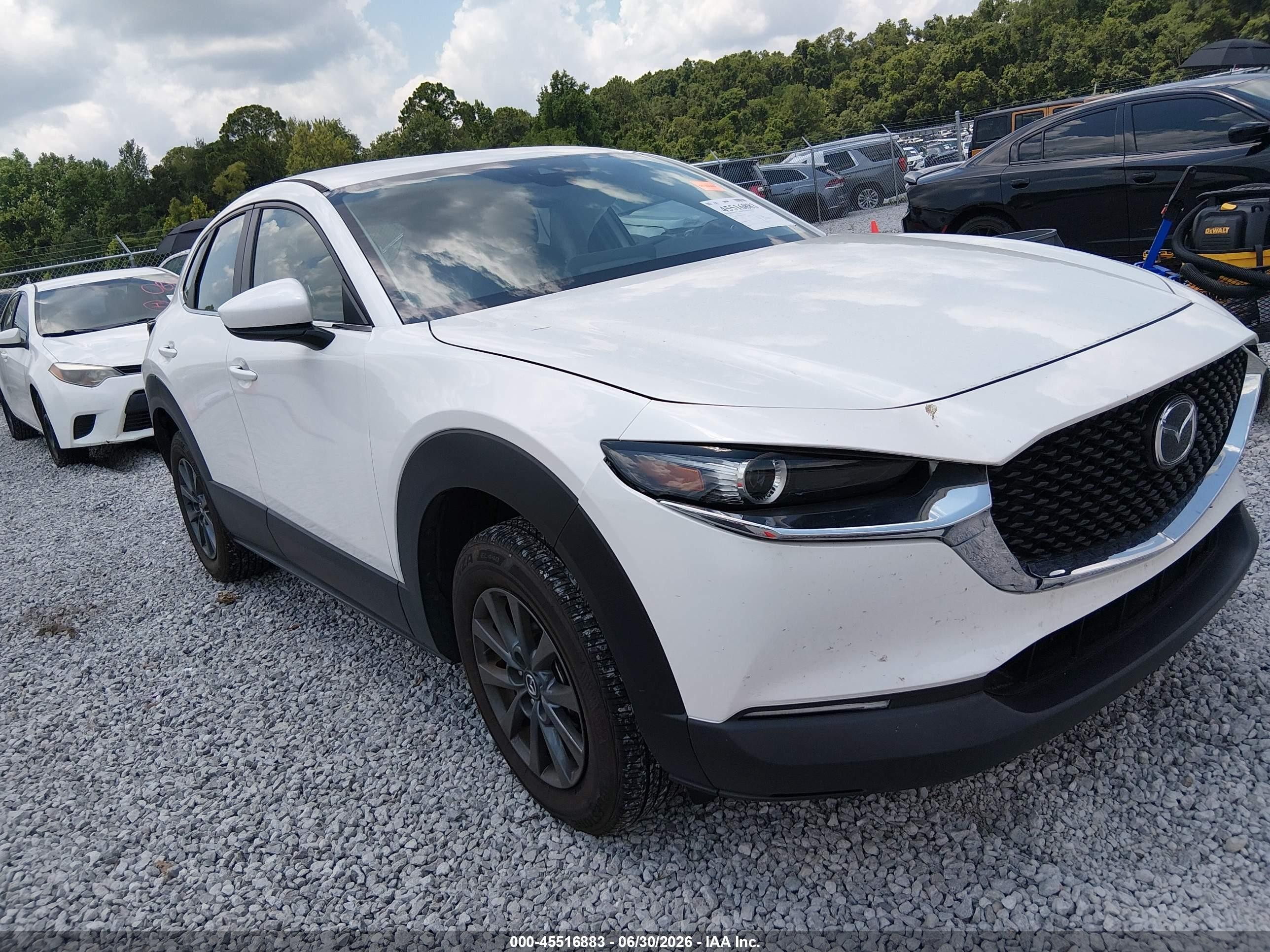 2023 Mazda CX-30 S, VIN 3MVDMBAM0PM587275 — Side