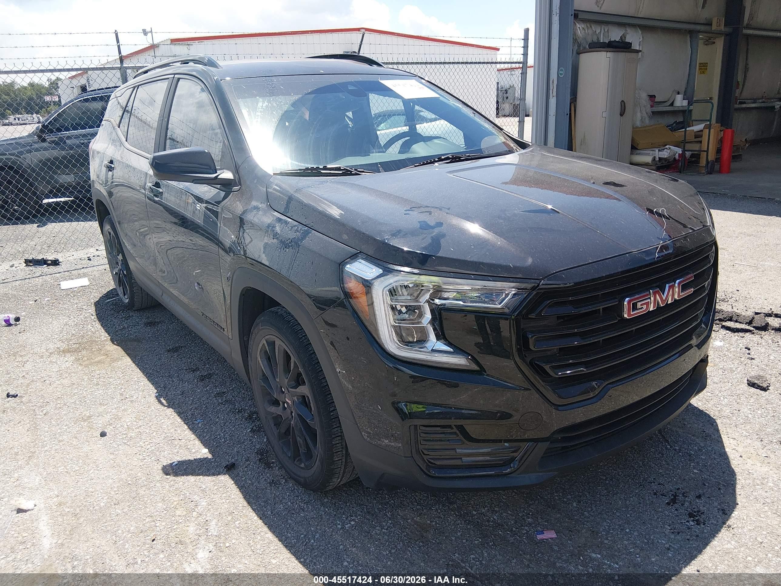2023 GMC Terrain SLE, VIN 3GKALMEG5PL242471 — Бок