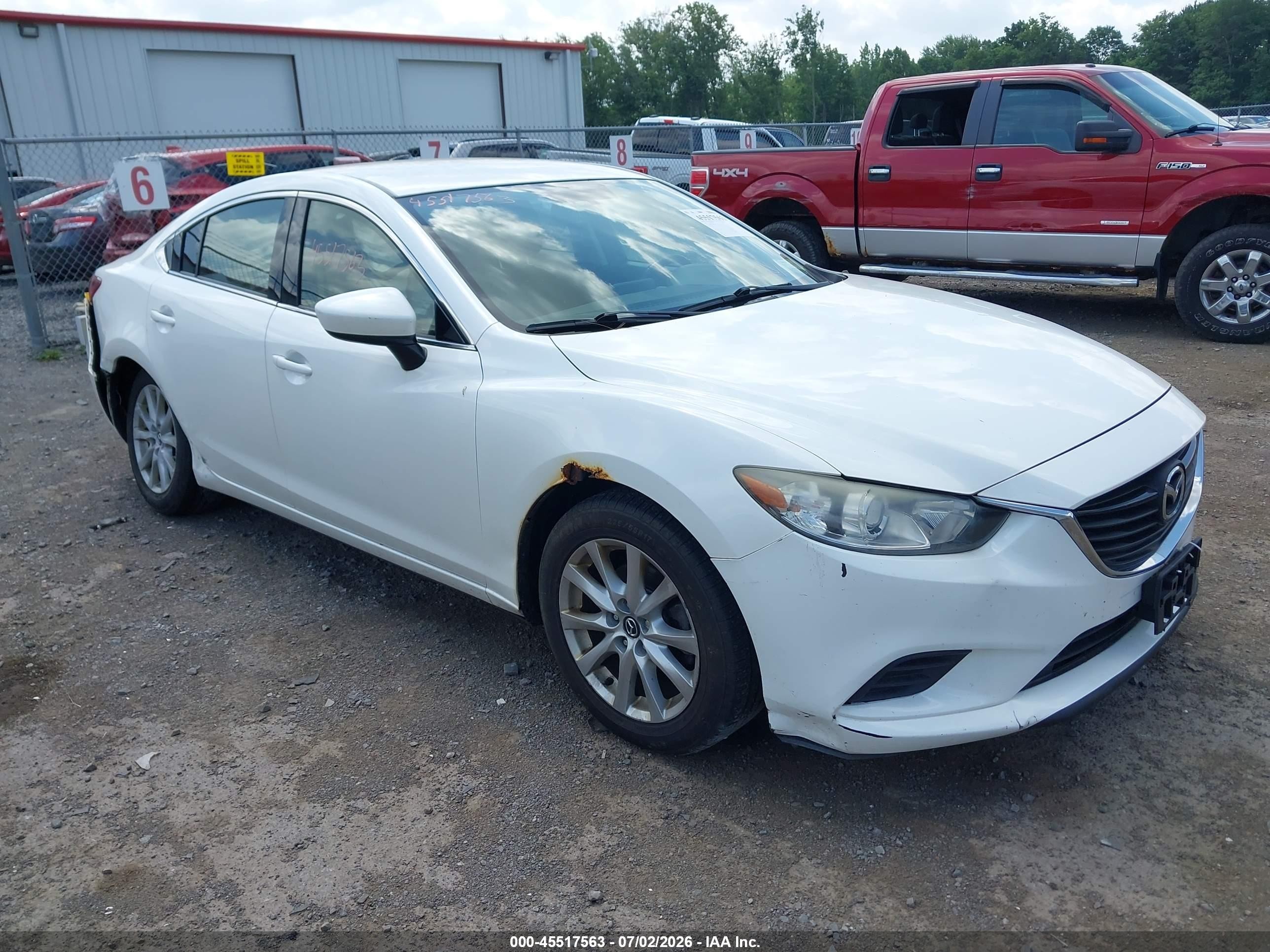 2016 Mazda 6 i Sport, VIN JM1GJ1U50G1415945 — Бок