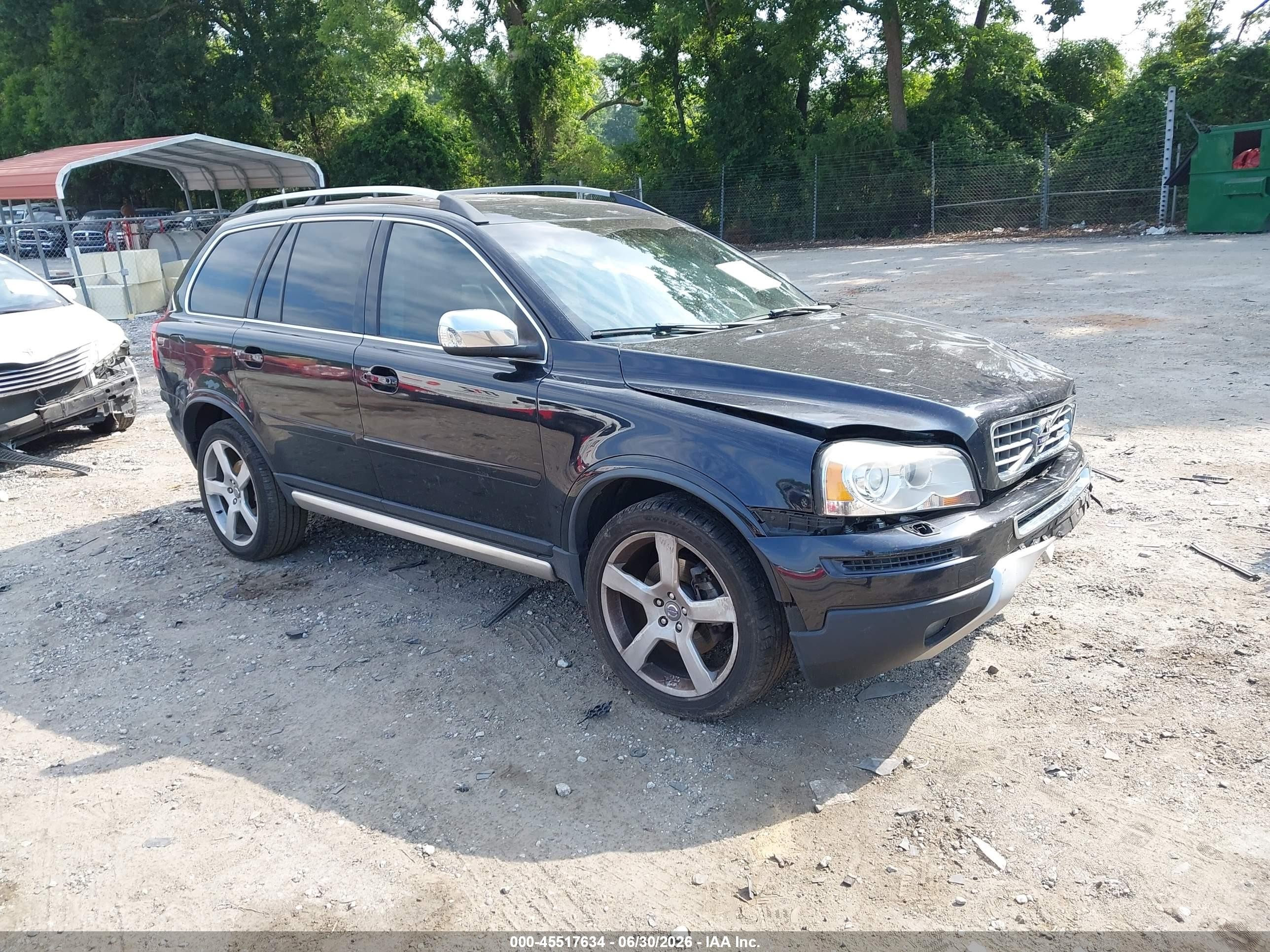 2012 Volvo XC90 R-Design, VIN YV4952CF9C1621558 — Front end