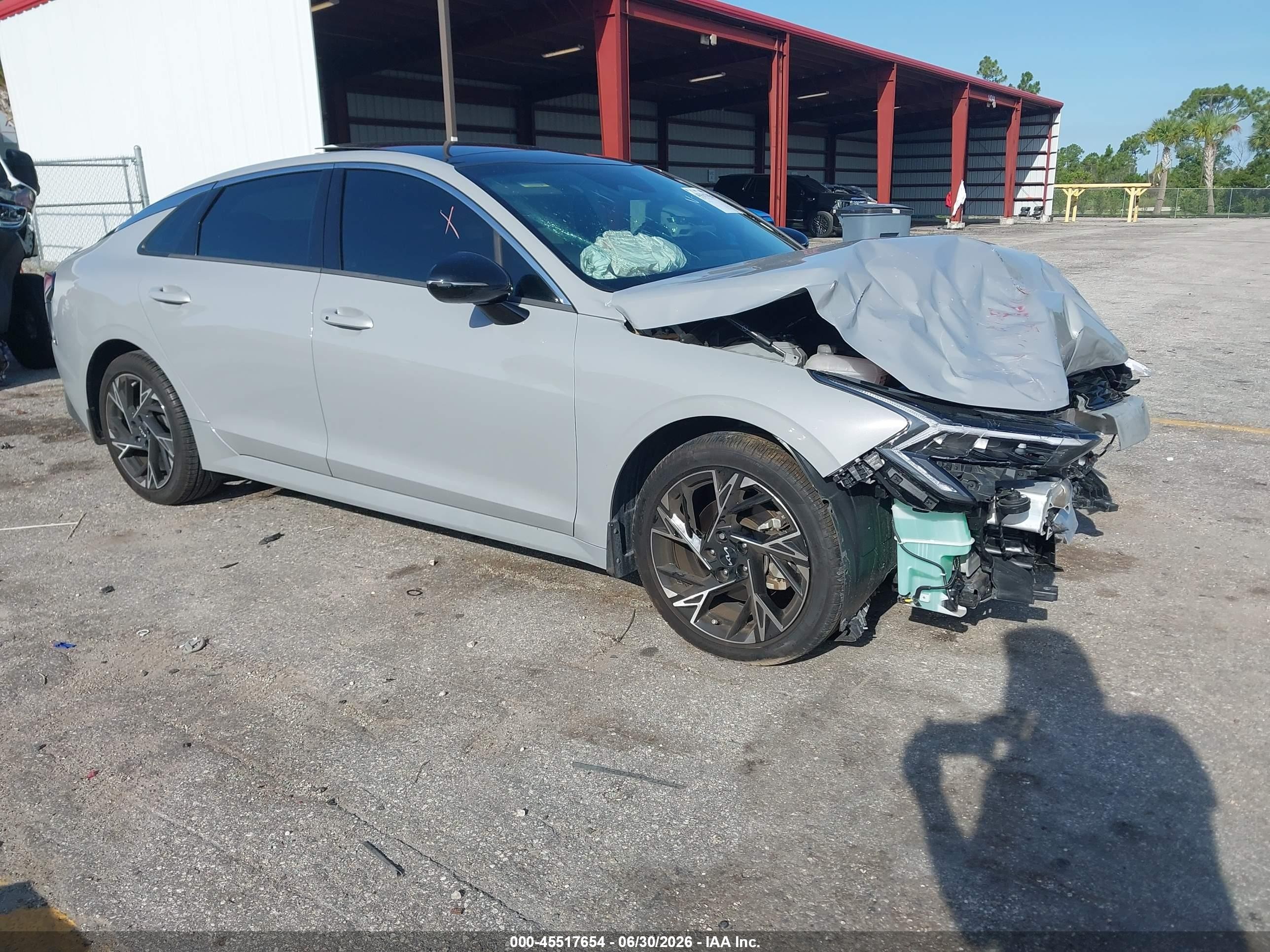 2025 Kia K5 GT-Line, VIN KNAG64J7XS5304326 — Front end