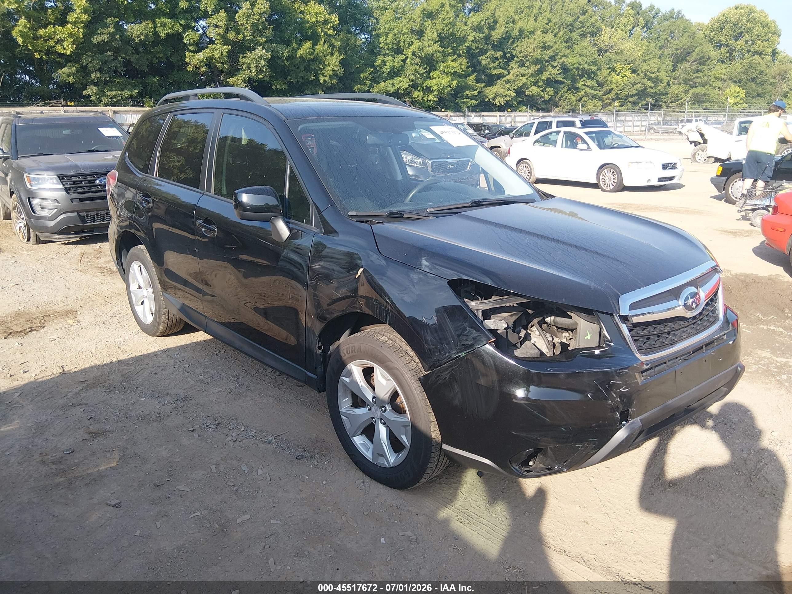2015 Subaru Forester Premium, VIN JF2SJADC2FH598460 — Front end