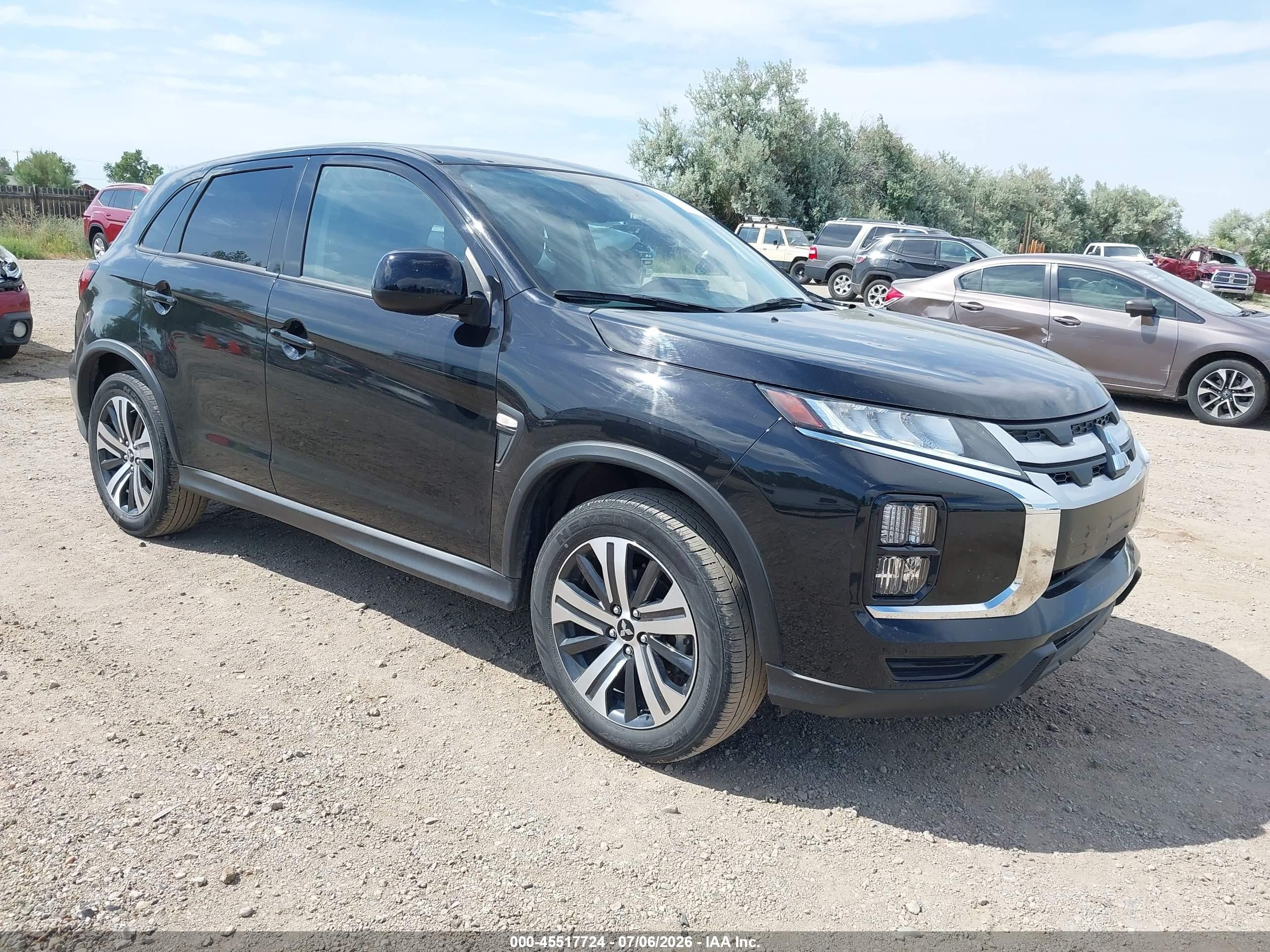 2025 Mitsubishi Outlander S, VIN JA4ARUAU7SU005057 — Крыша