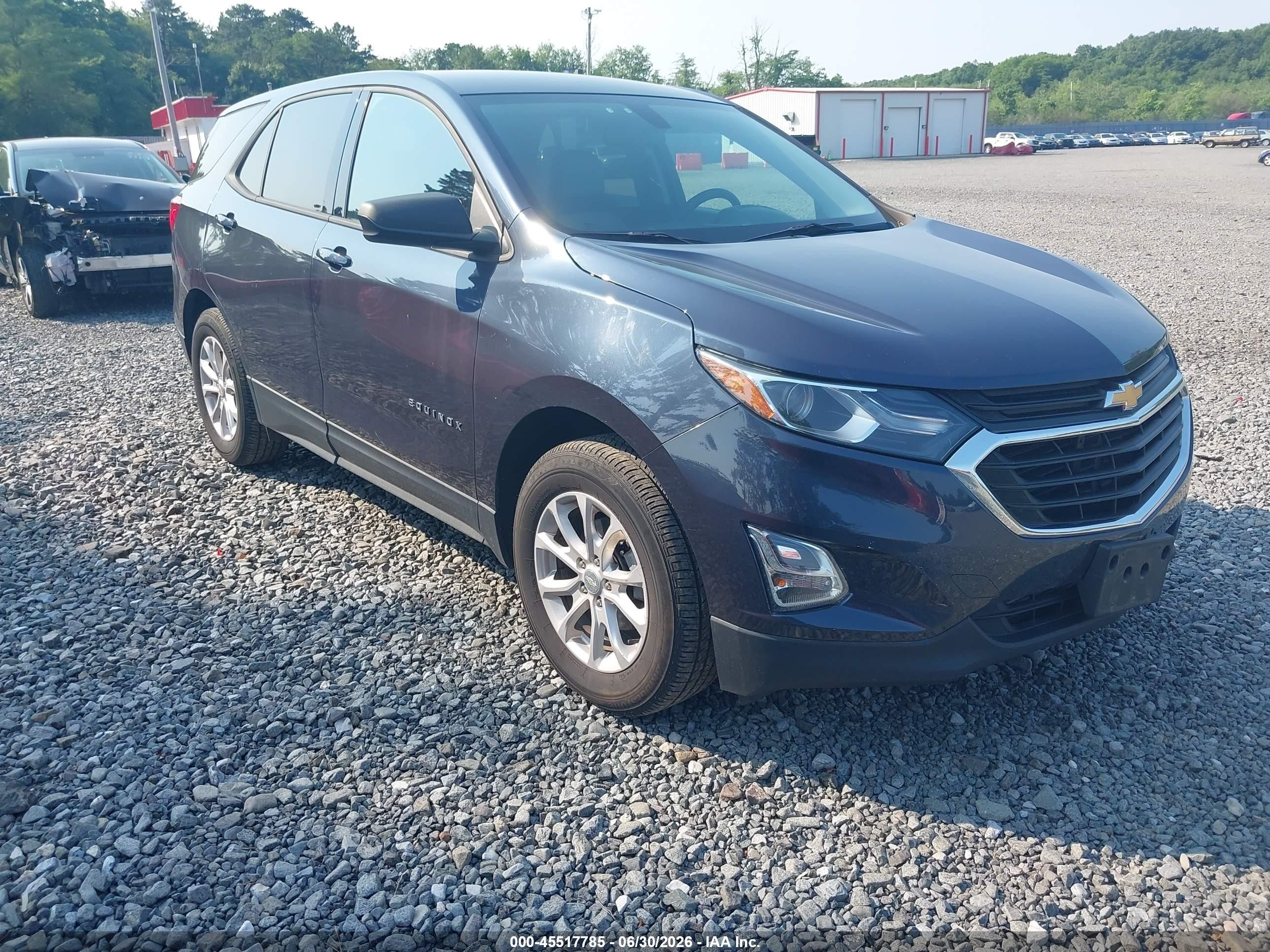 2018 Chevrolet Equinox LS, VIN 3GNAXREV5JS636858 — Normal wear