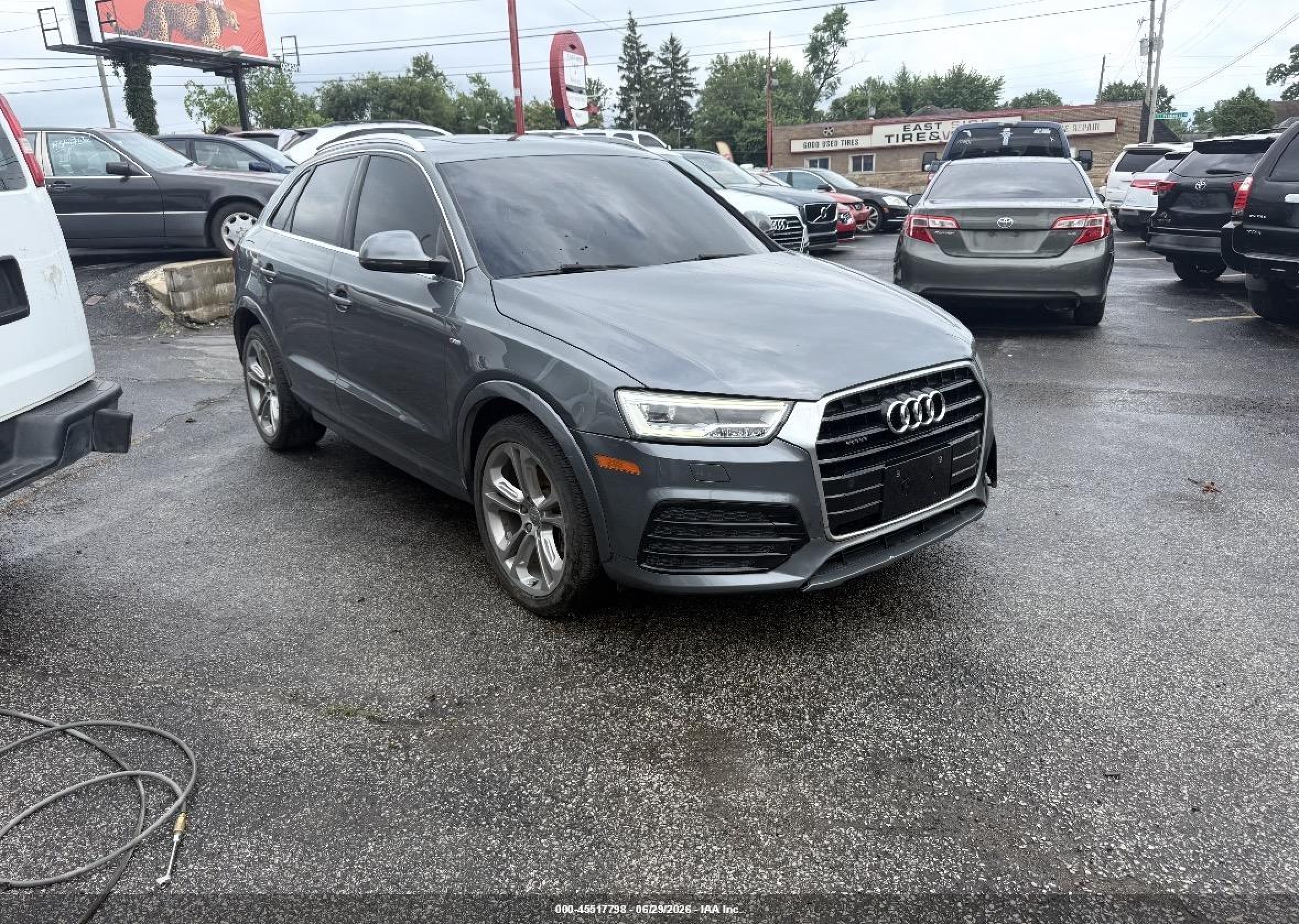 2017 Audi Q3 Prestige, VIN WA1GCCFSXHR004588 — Front end