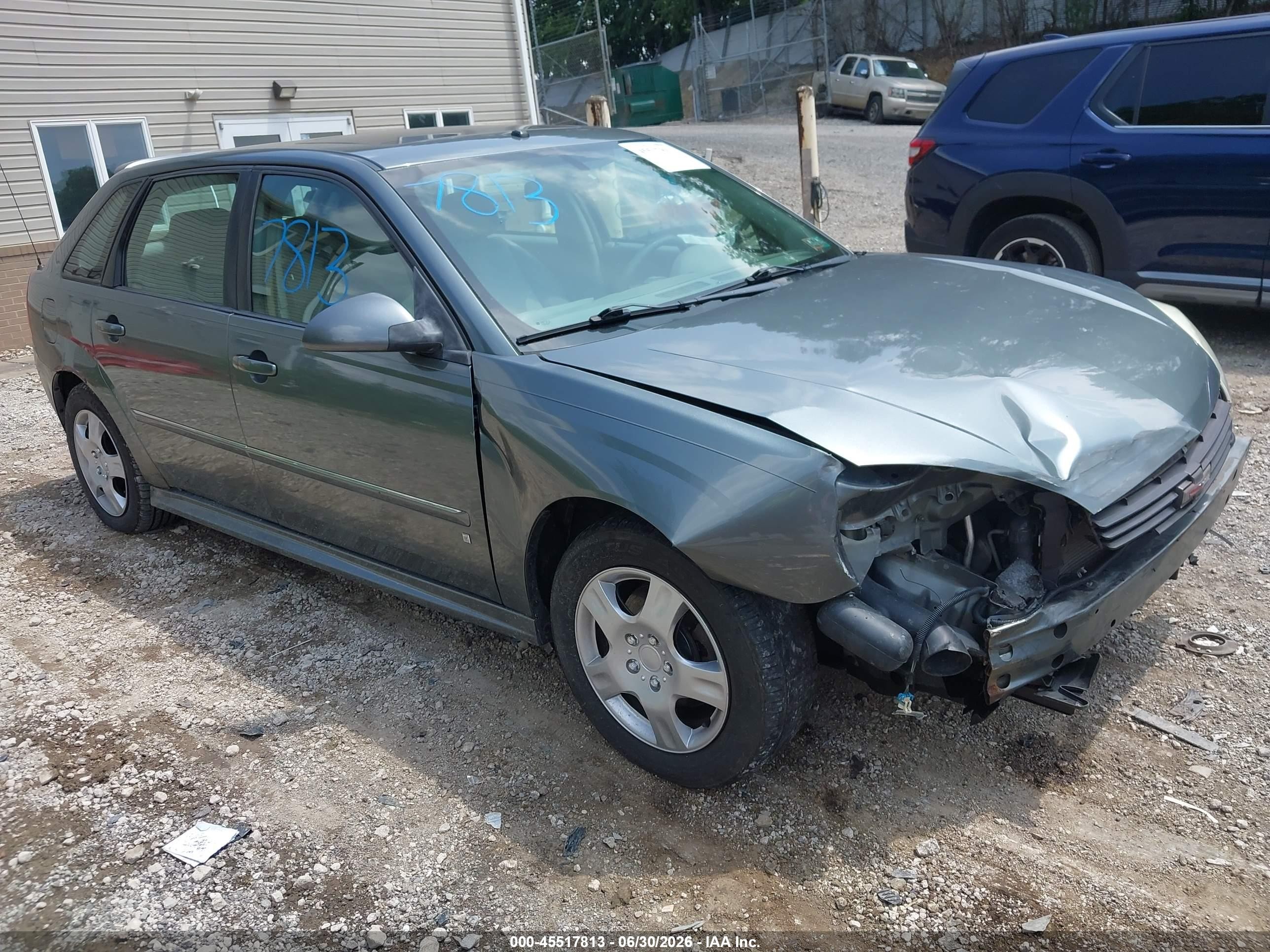 2006 Chevrolet Malibu Maxx LT, VIN 1G1ZT63876F256220 — Front end