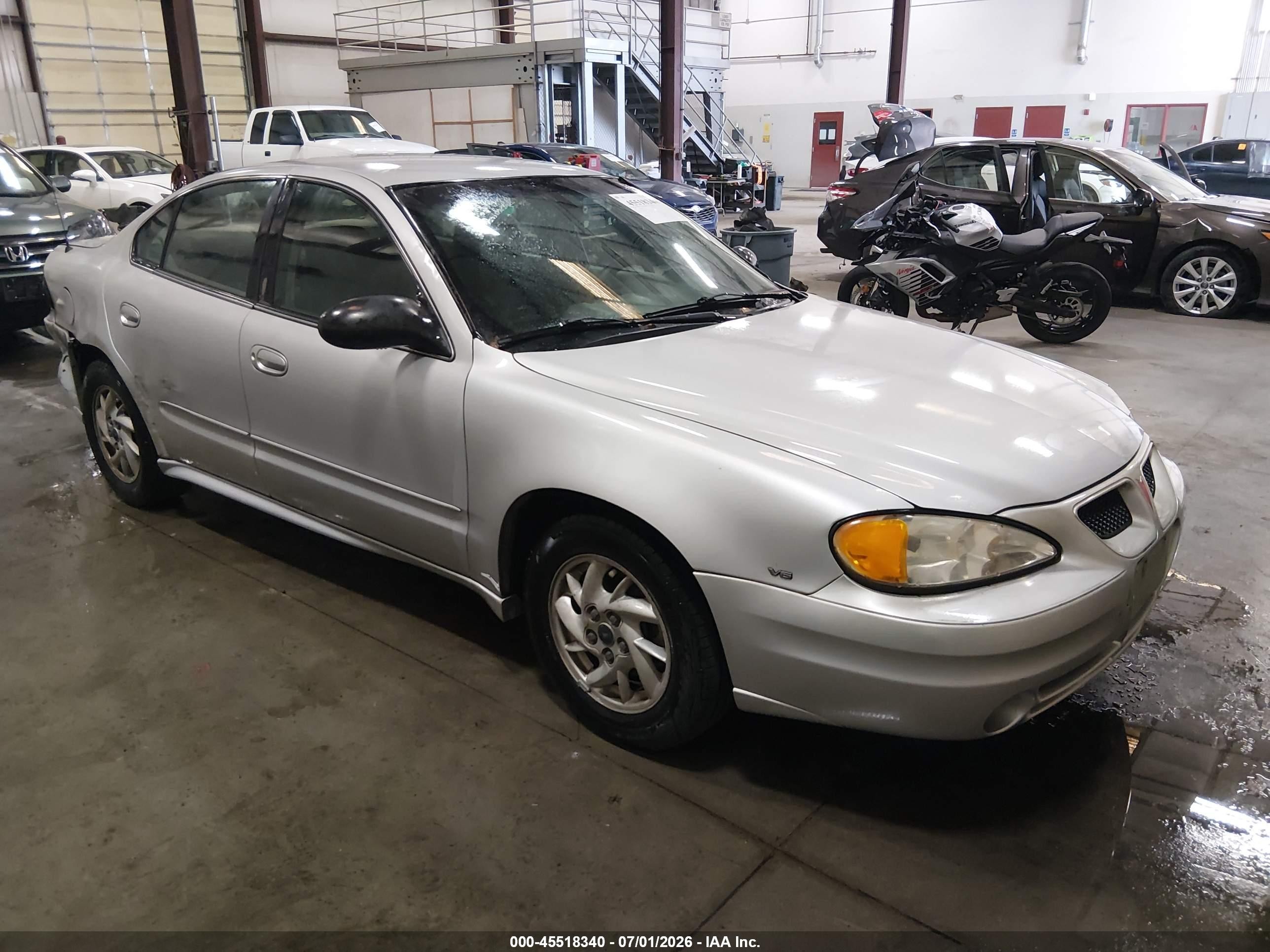 2003 Pontiac Grand Am SE1, VIN 1G2NF52E13C112243 — Rear end