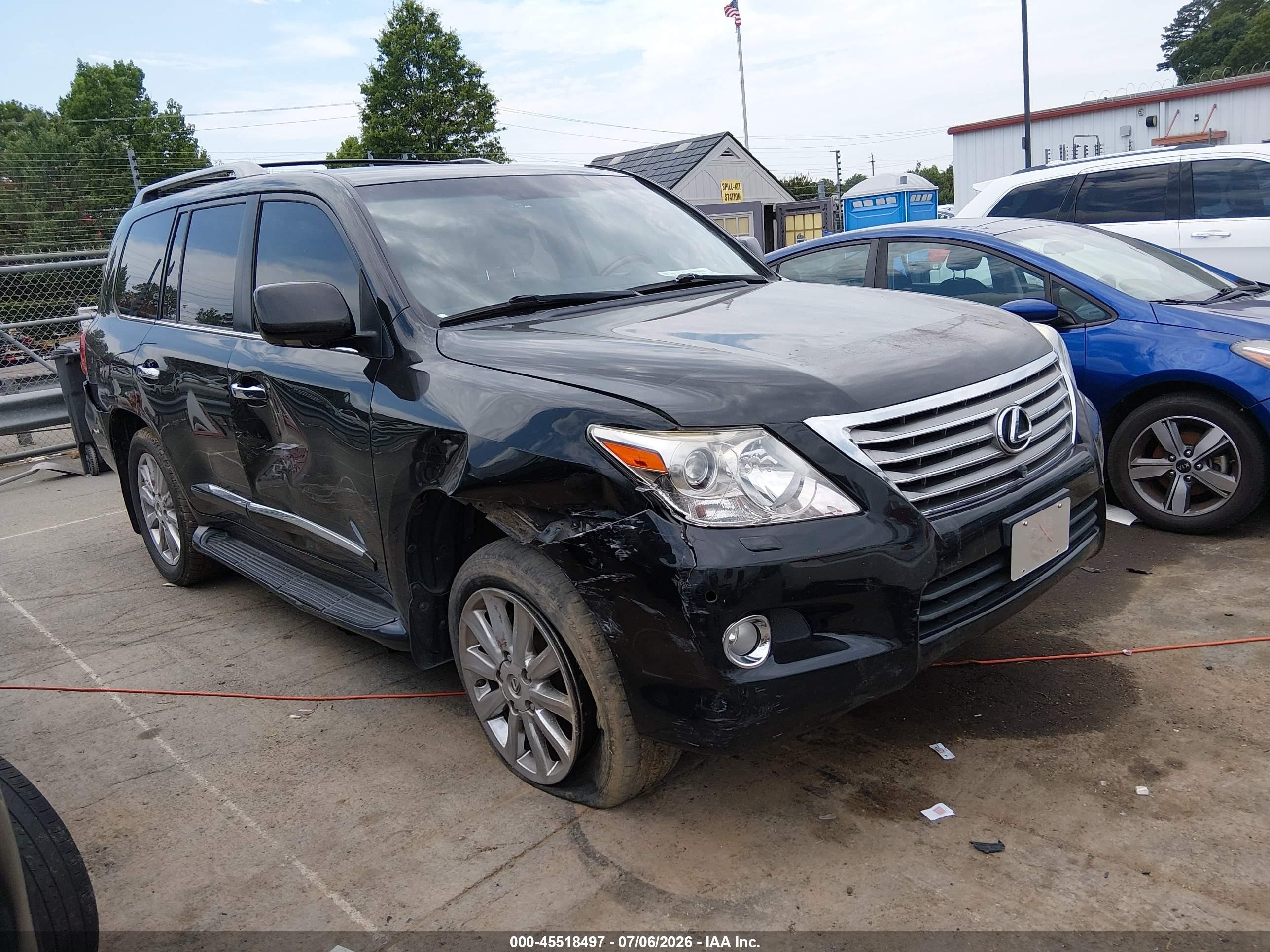 2011 Lexus LX 570, VIN JTJHY7AX9B4083291 — Front end