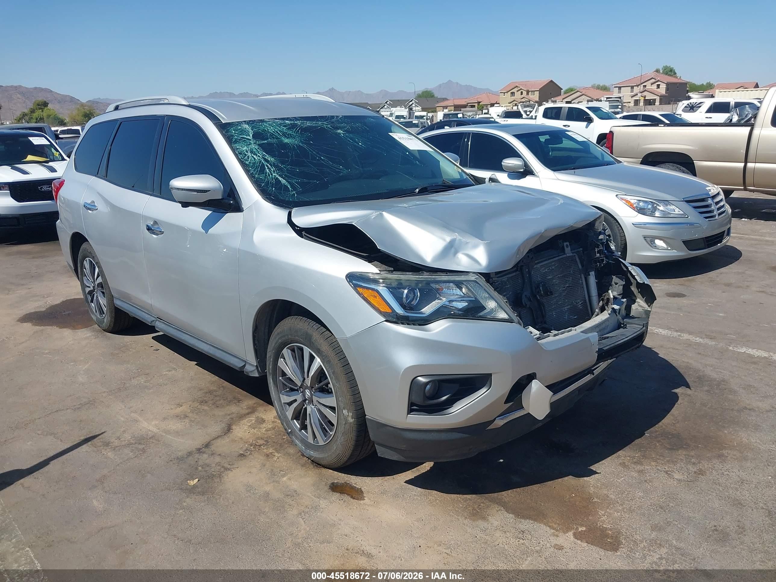 2020 Nissan Pathfinder SL, VIN 5N1DR2CN0LC604091 — Front end