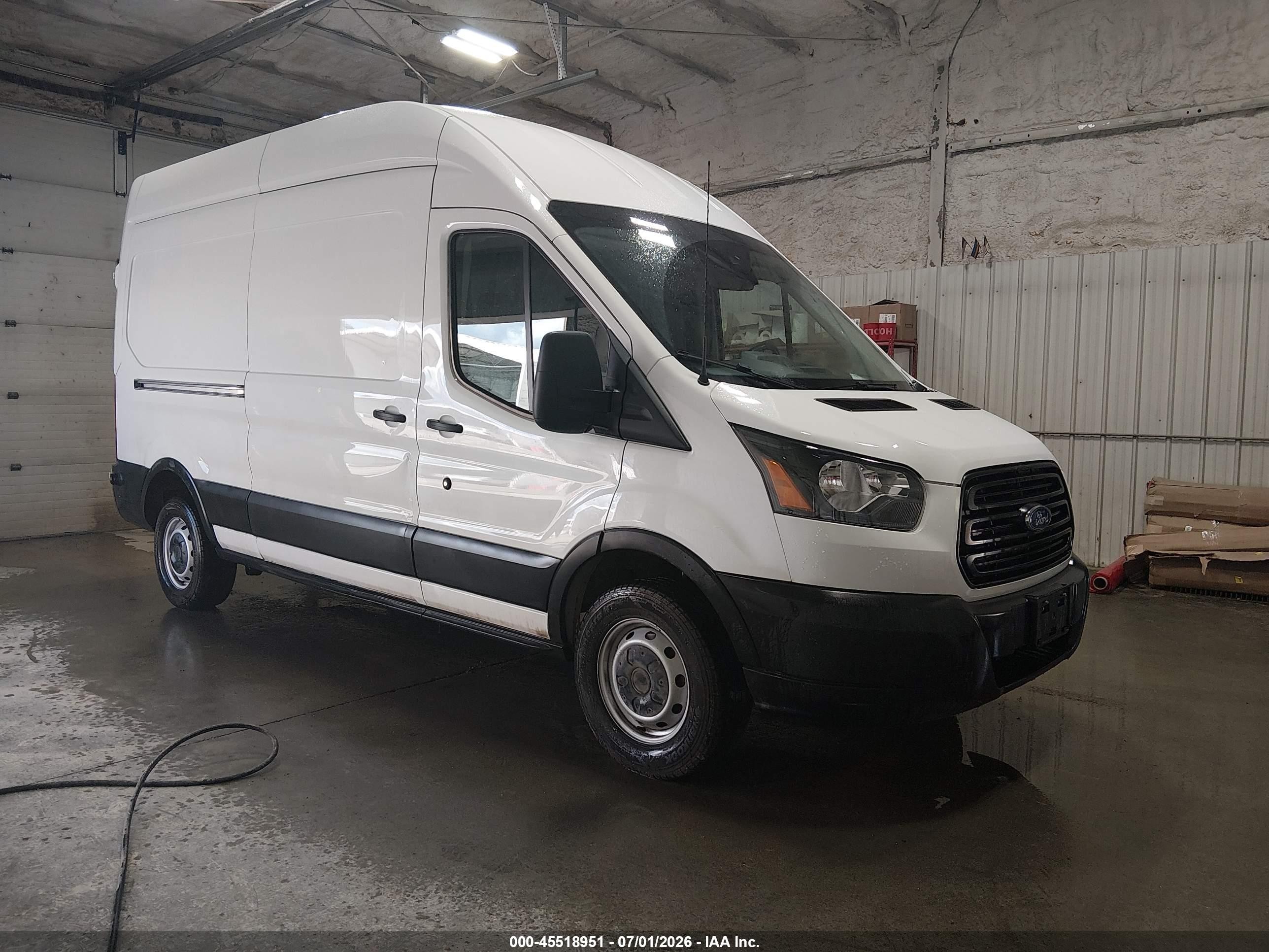 2019 Ford Transit, VIN 1FTBW2XM4KKB28566 — Side