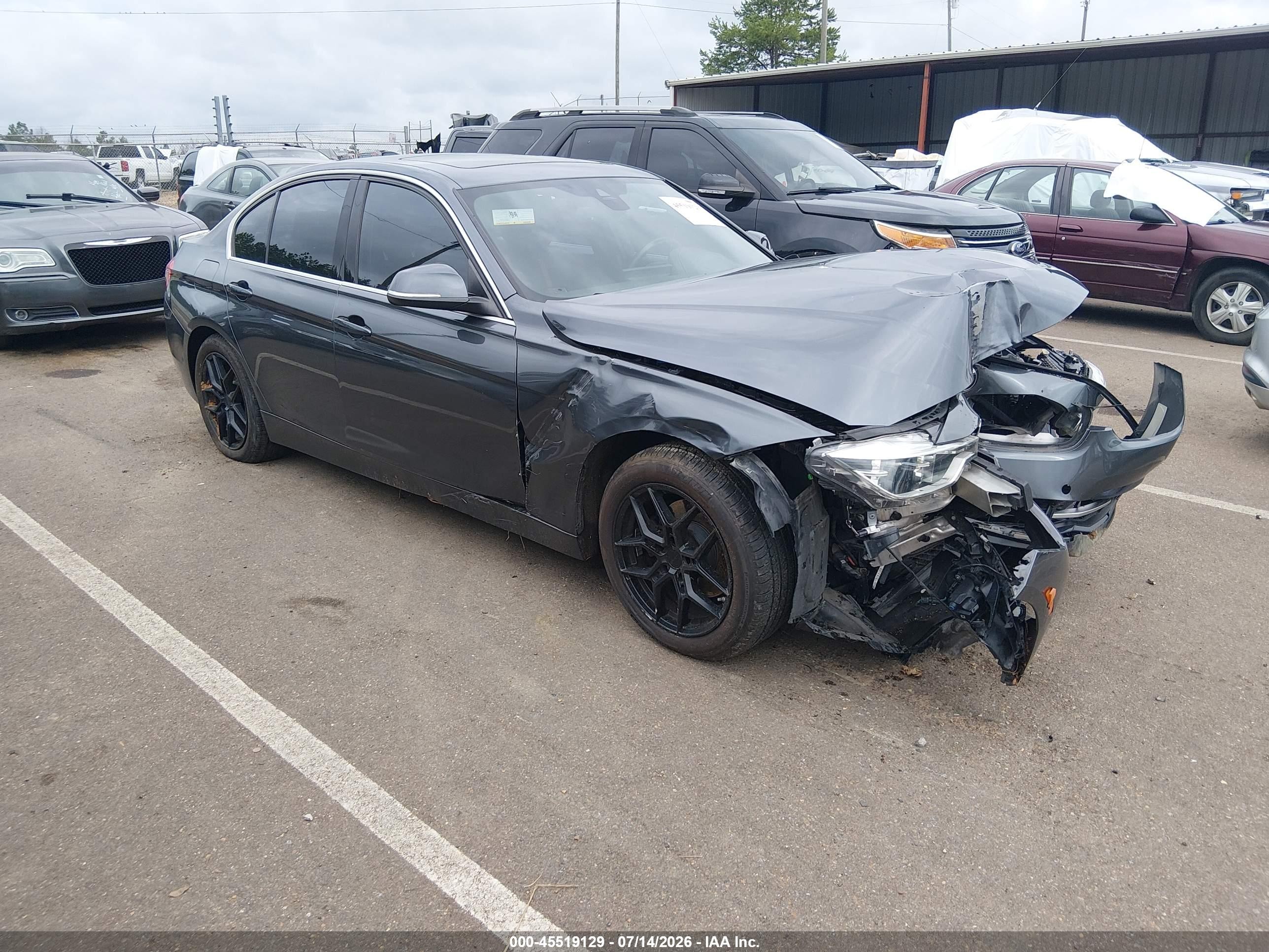 2018 BMW 3 Series 330i, VIN WBA8B9C59JK676832 — Front end