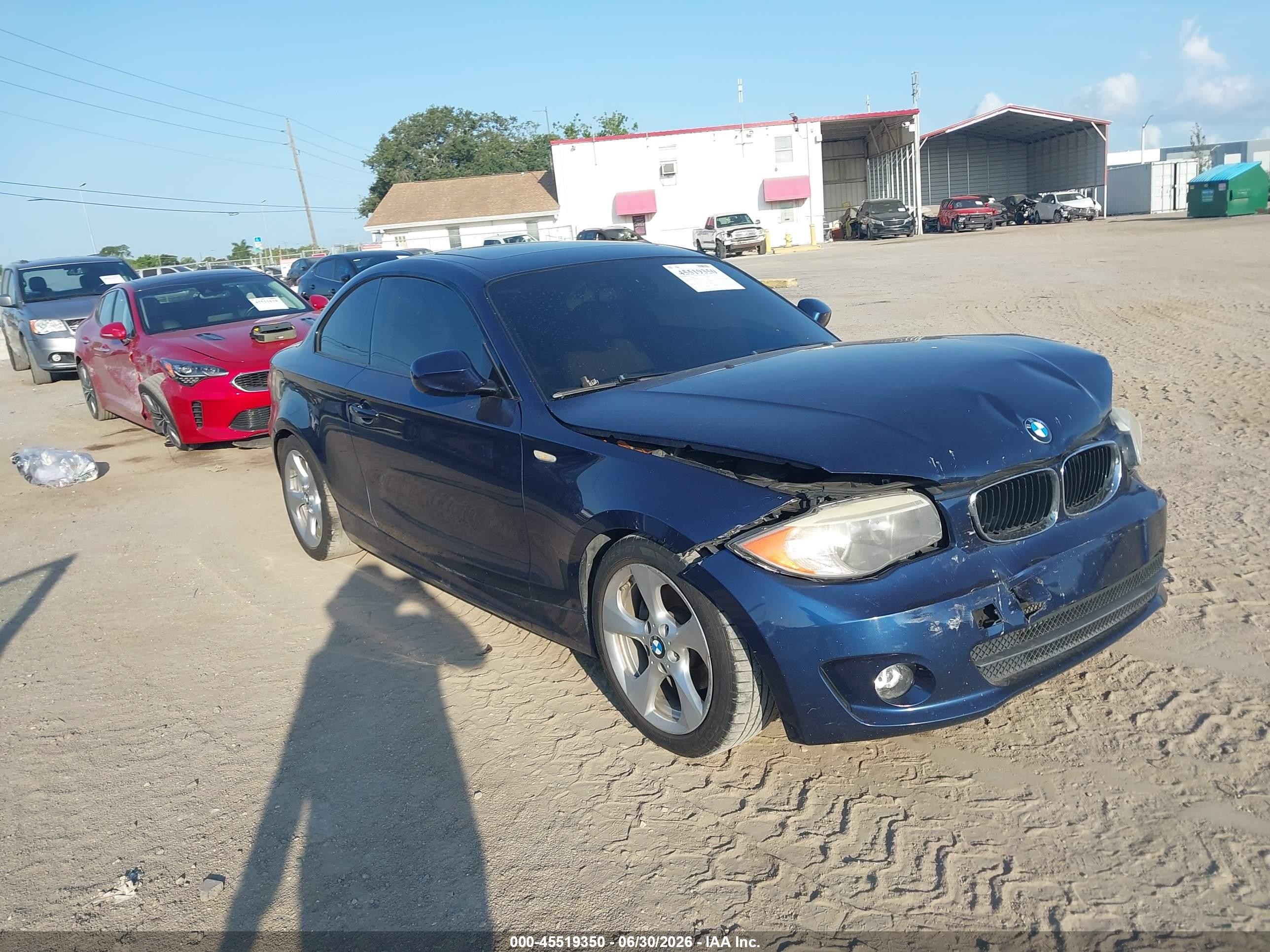 2012 BMW 1 Series 128i, VIN WBAUP7C51CVP23082 — Normal wear