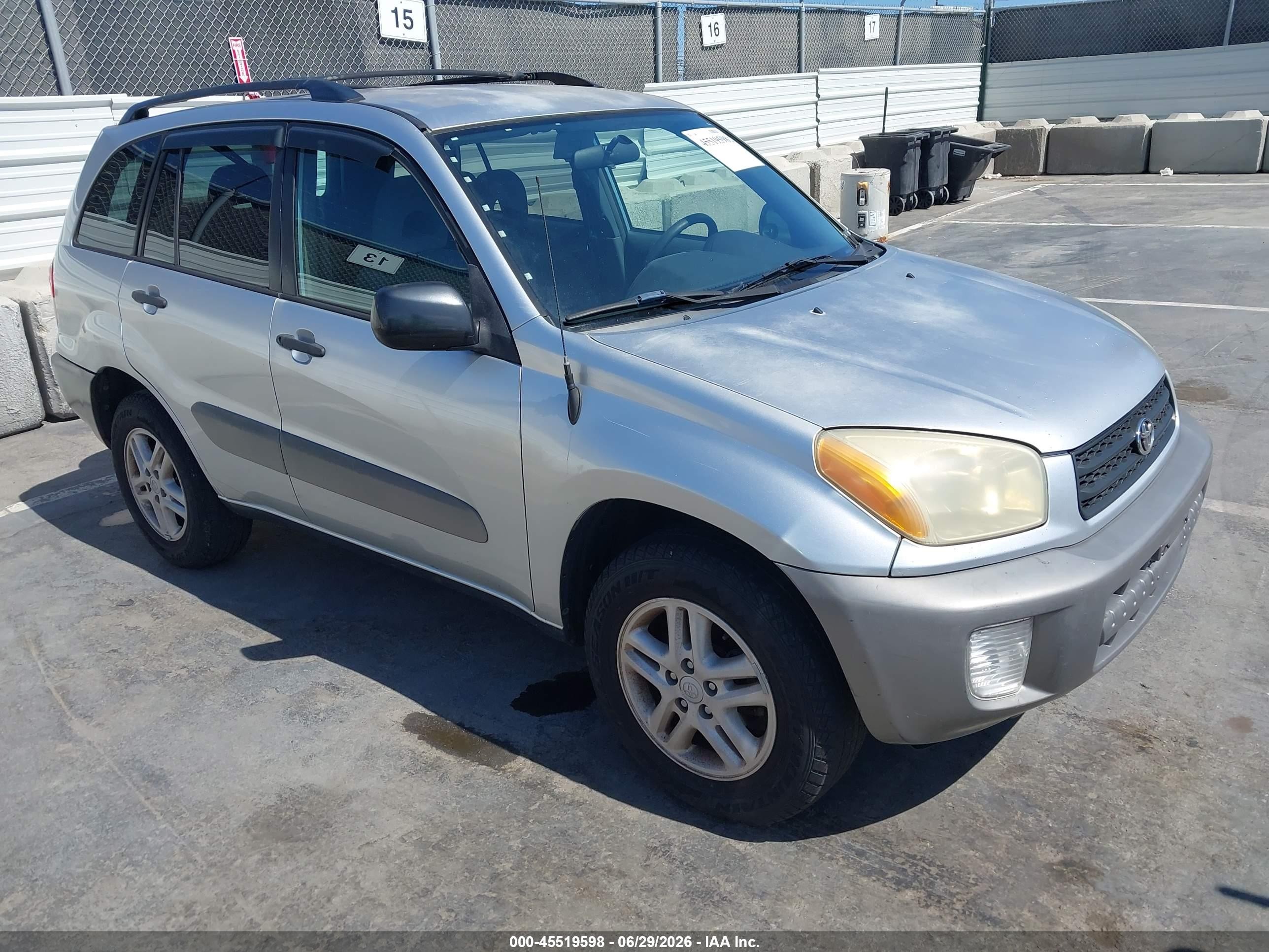 2002 Toyota RAV4, VIN JTEGH20V720051752 — Side
