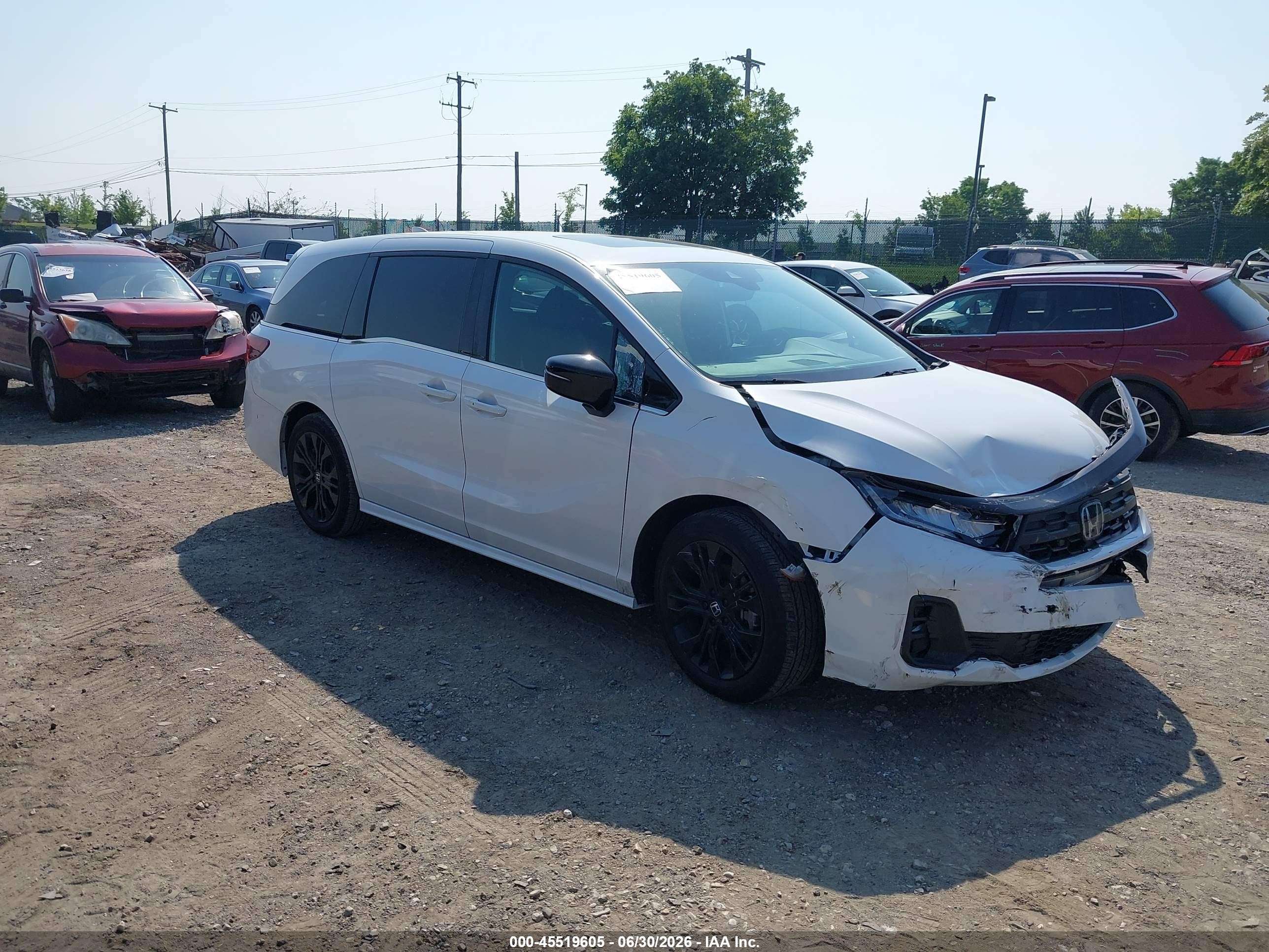 2025 Honda Odyssey Sport-L, VIN 5FNRL6H73SB008567 — Front end