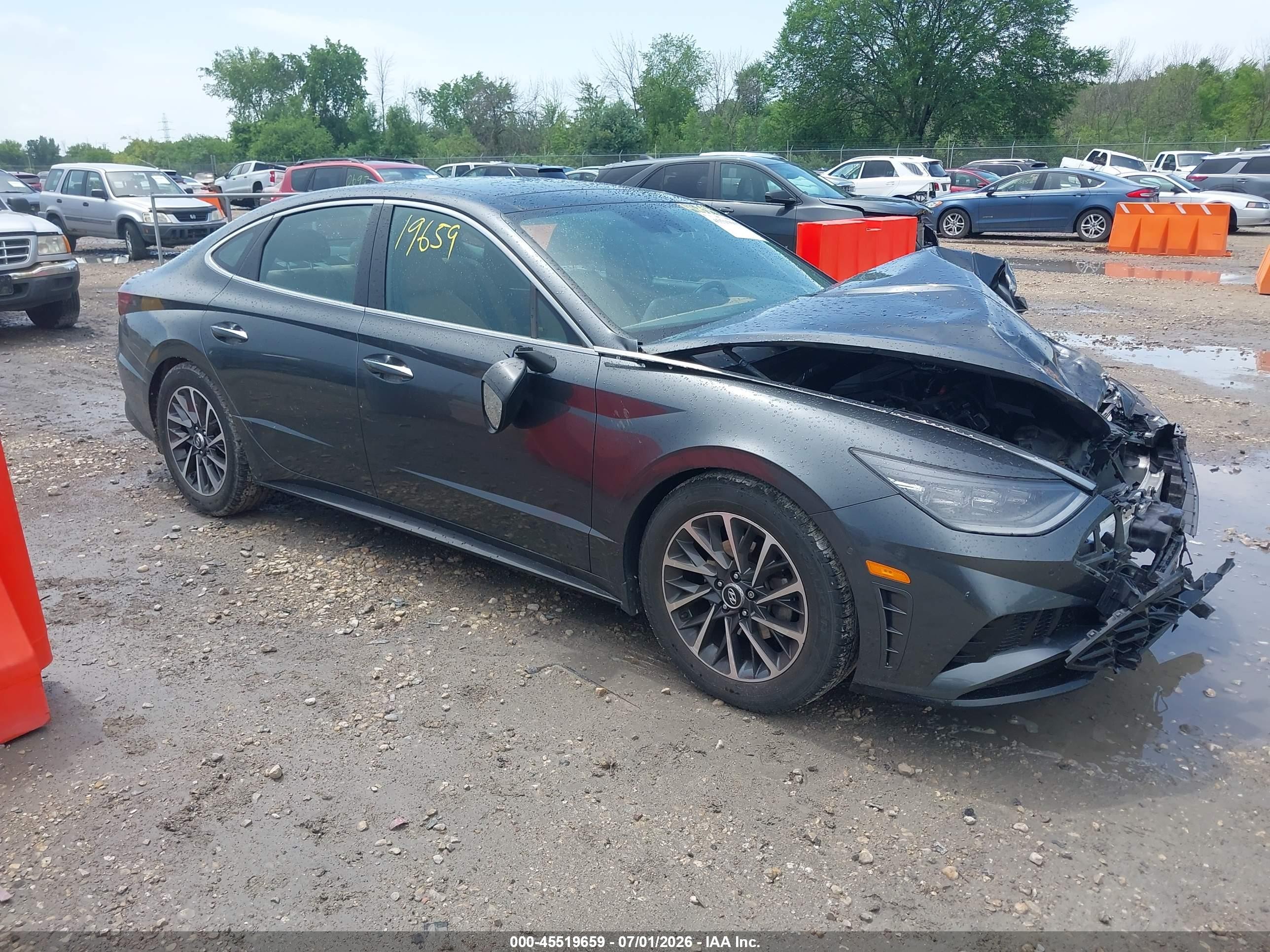 2022 Hyundai Sonata Limited, VIN KMHL34J22NA177691 — Перед