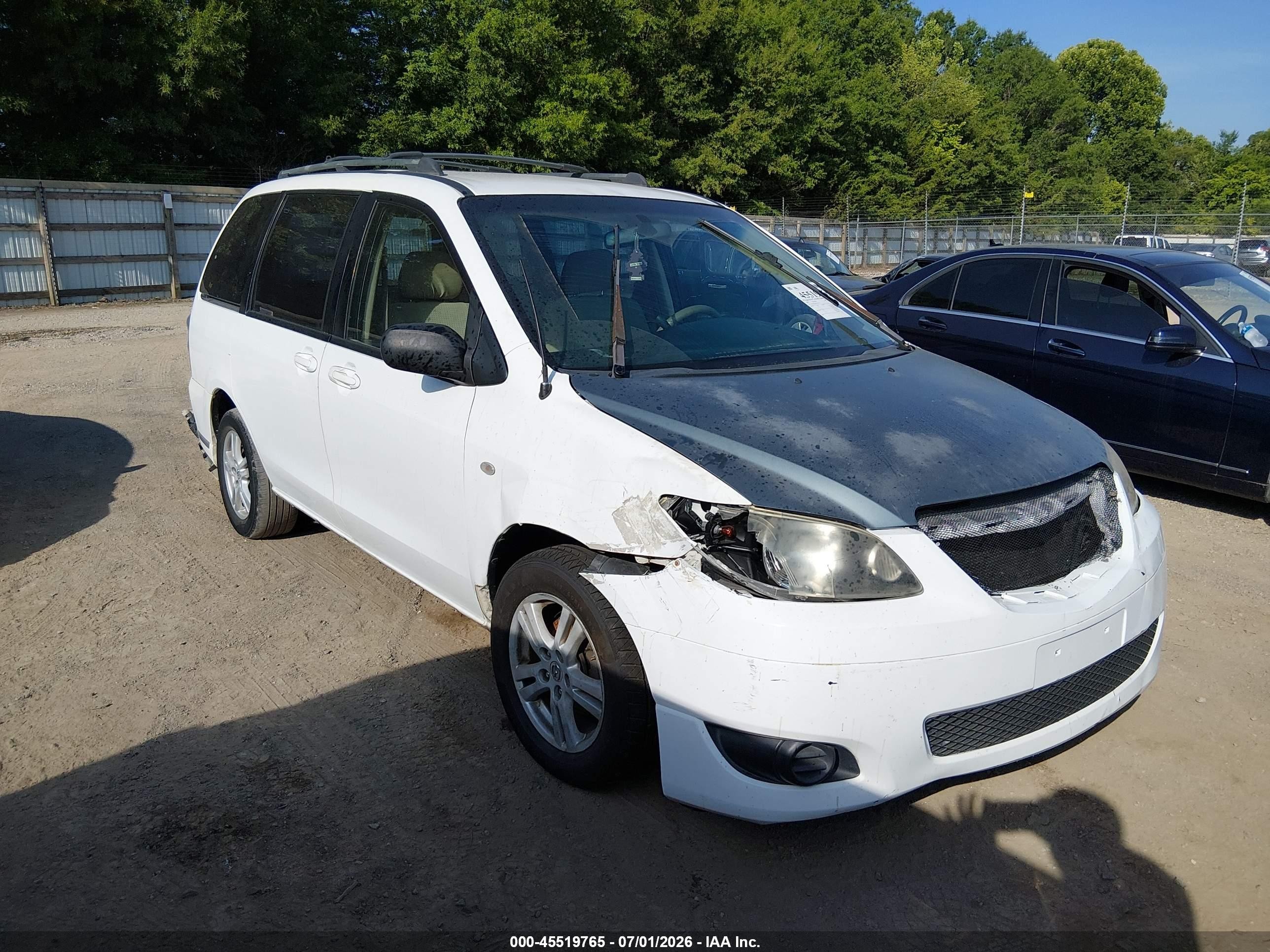 2005 Mazda MPV LX, VIN JM3LW28A050547322 — Front end