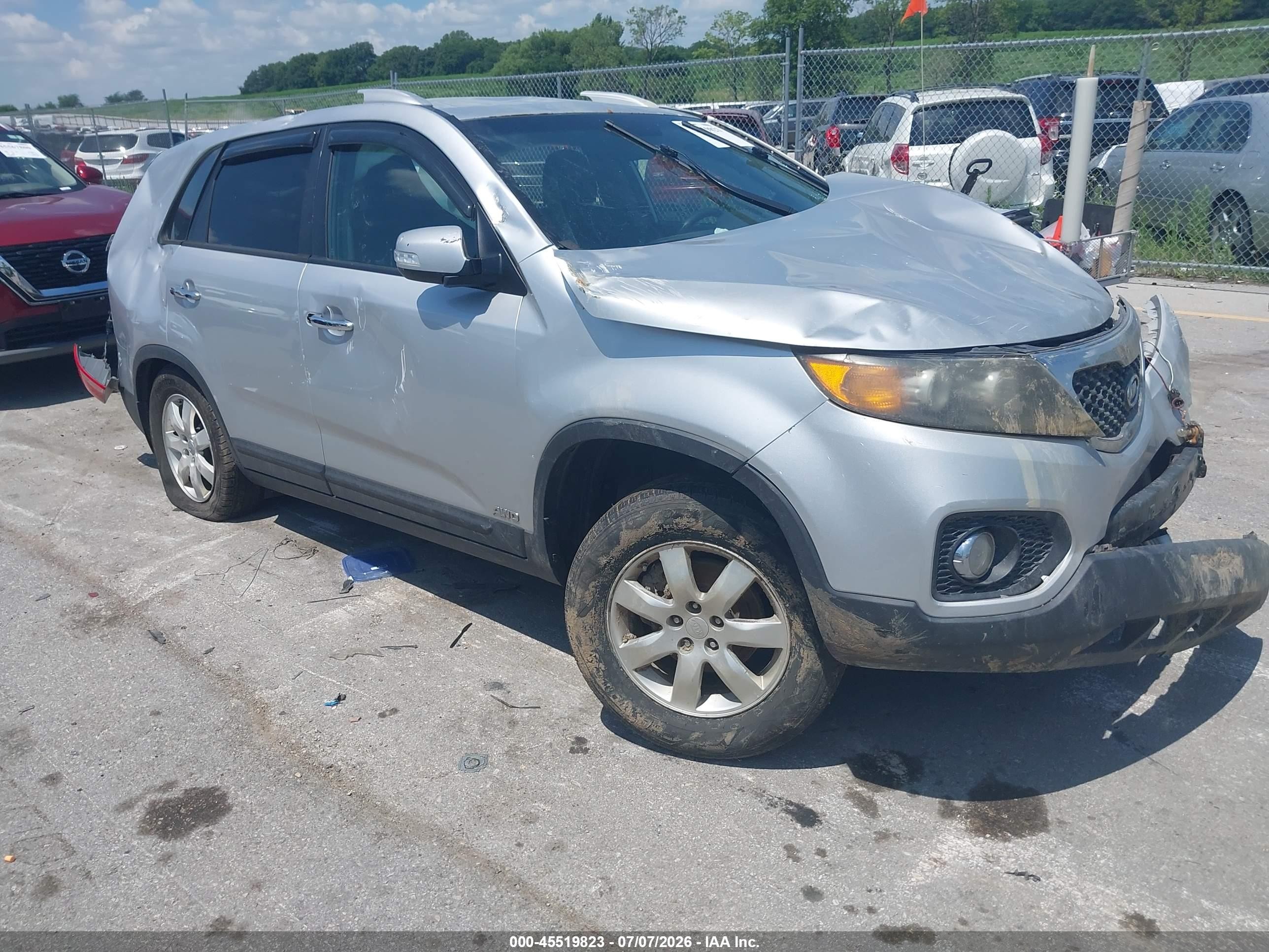 2012 Kia Sorento LX, VIN 5XYKTCA60CG225490 — Опрокидывание