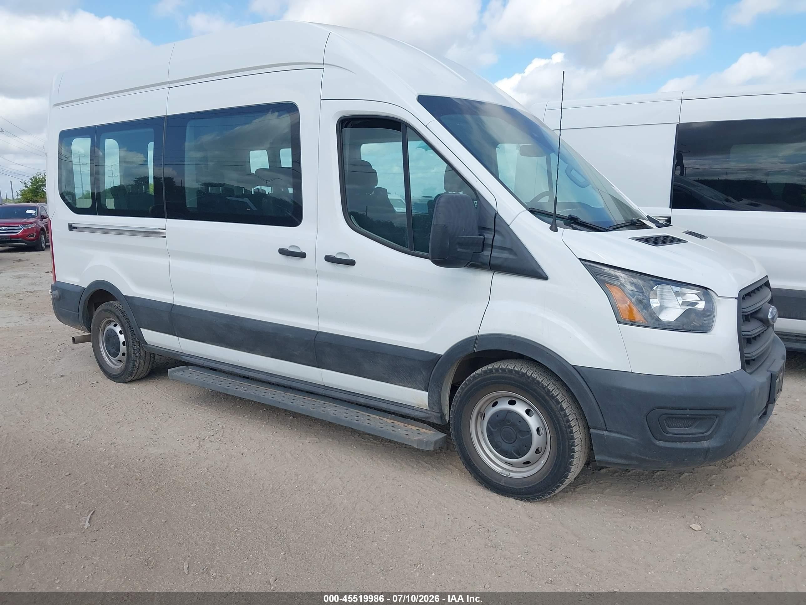 2020 Ford Transit Passenger XLT, VIN 1FBAX2X85LKB36497 — Side
