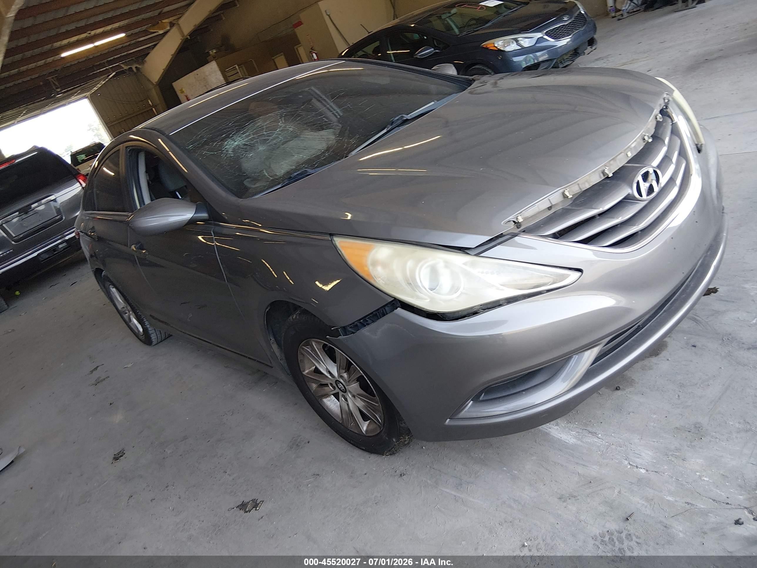 2012 Hyundai Sonata GLS, VIN 5NPEB4ACXCH350761 — Side
