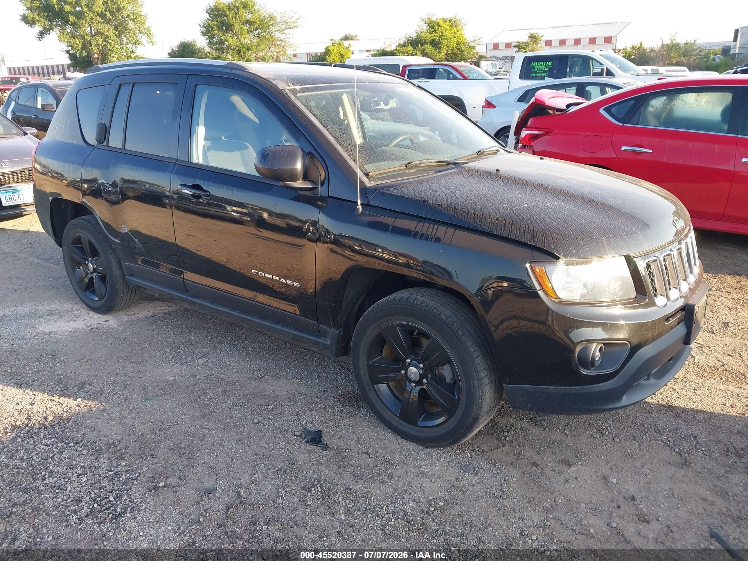 2016 Jeep Compass Sport, VIN 1C4NJDBB2GD686215 — Side