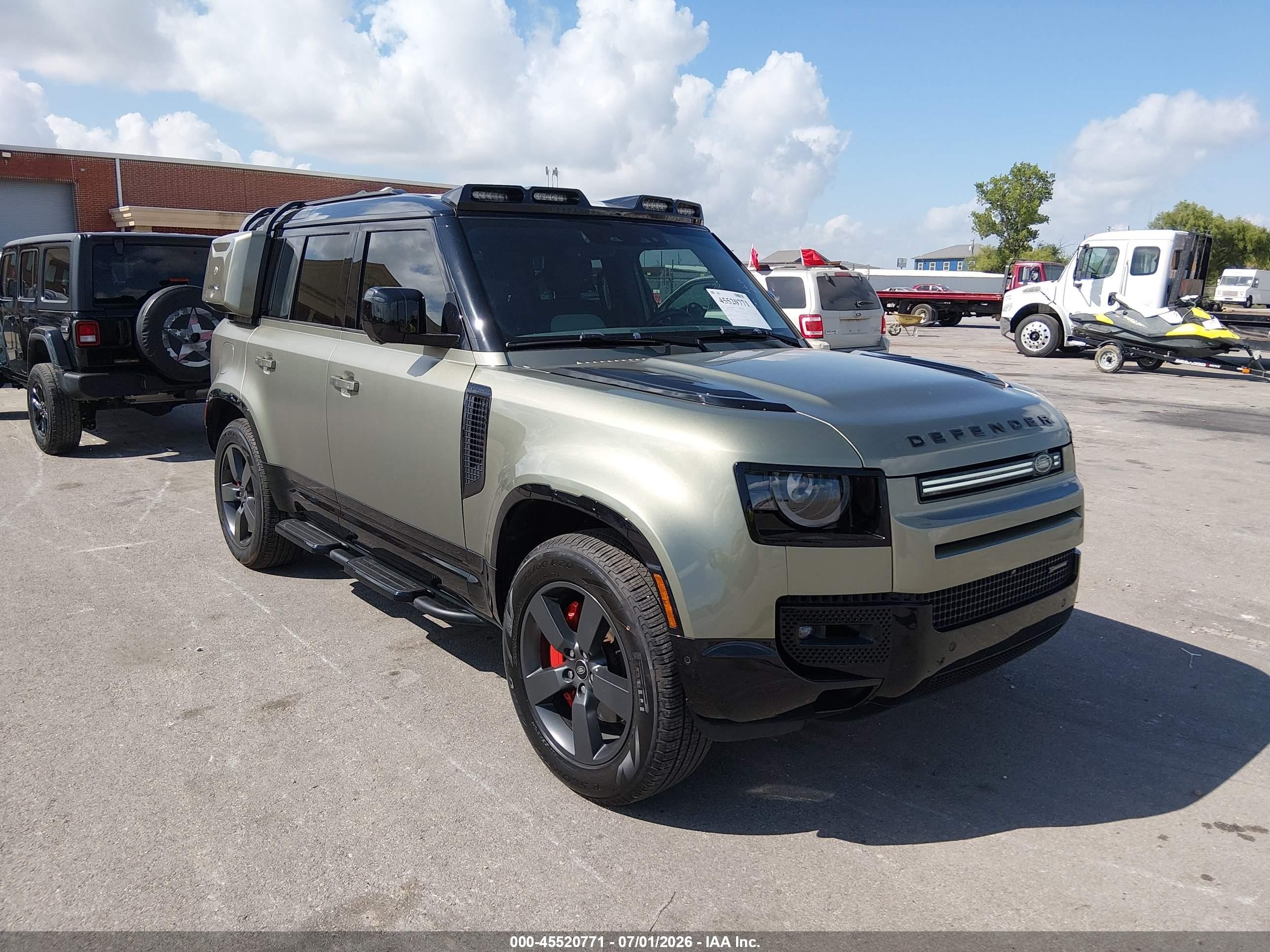 2023 Land Rover Defender X-Dynamic SE, VIN SALE27EU7P2191802 — Rear end
