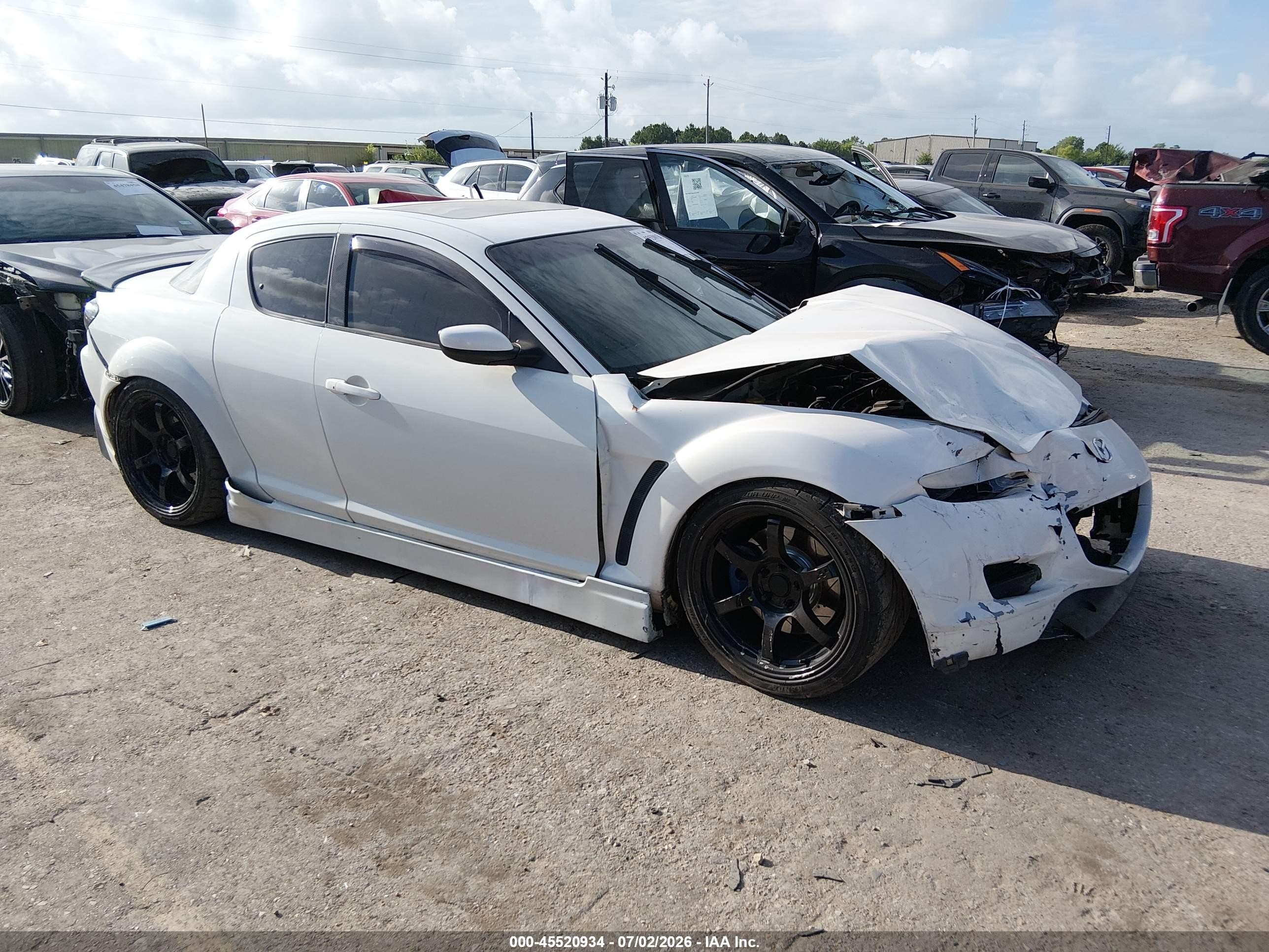 2007 Mazda RX-8 Touring, VIN JM1FE173X70210312 — Front end