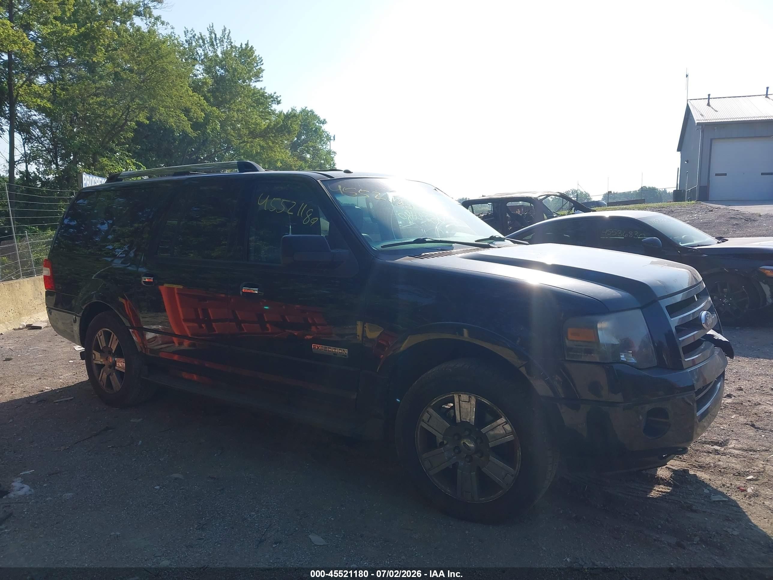 2007 Ford Expedition Max Limited, VIN 1FMFK20527LA32884 — Front end