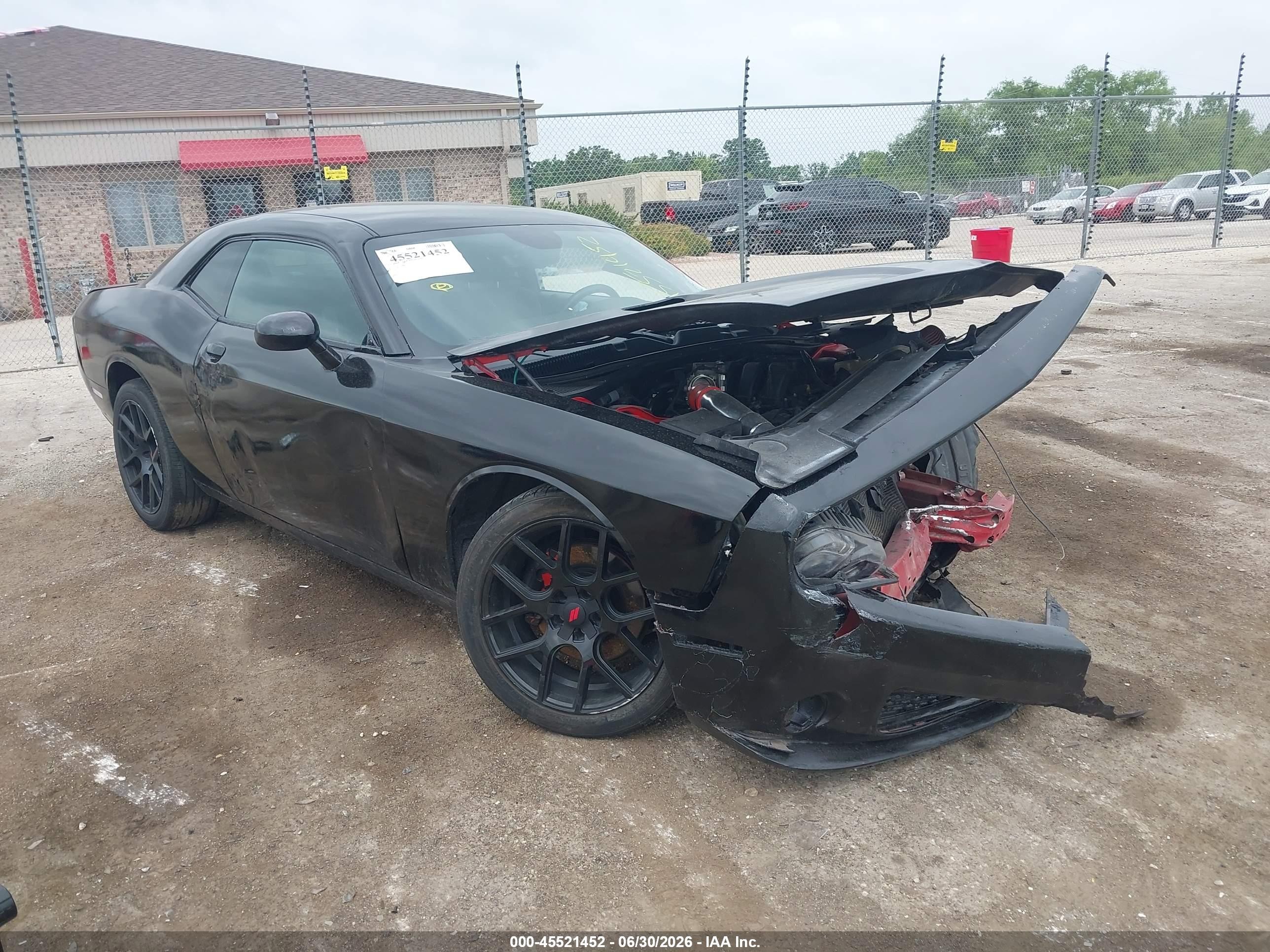 2015 Dodge Challenger SXT, VIN 2C3CDZAG0FH928062 — Перед