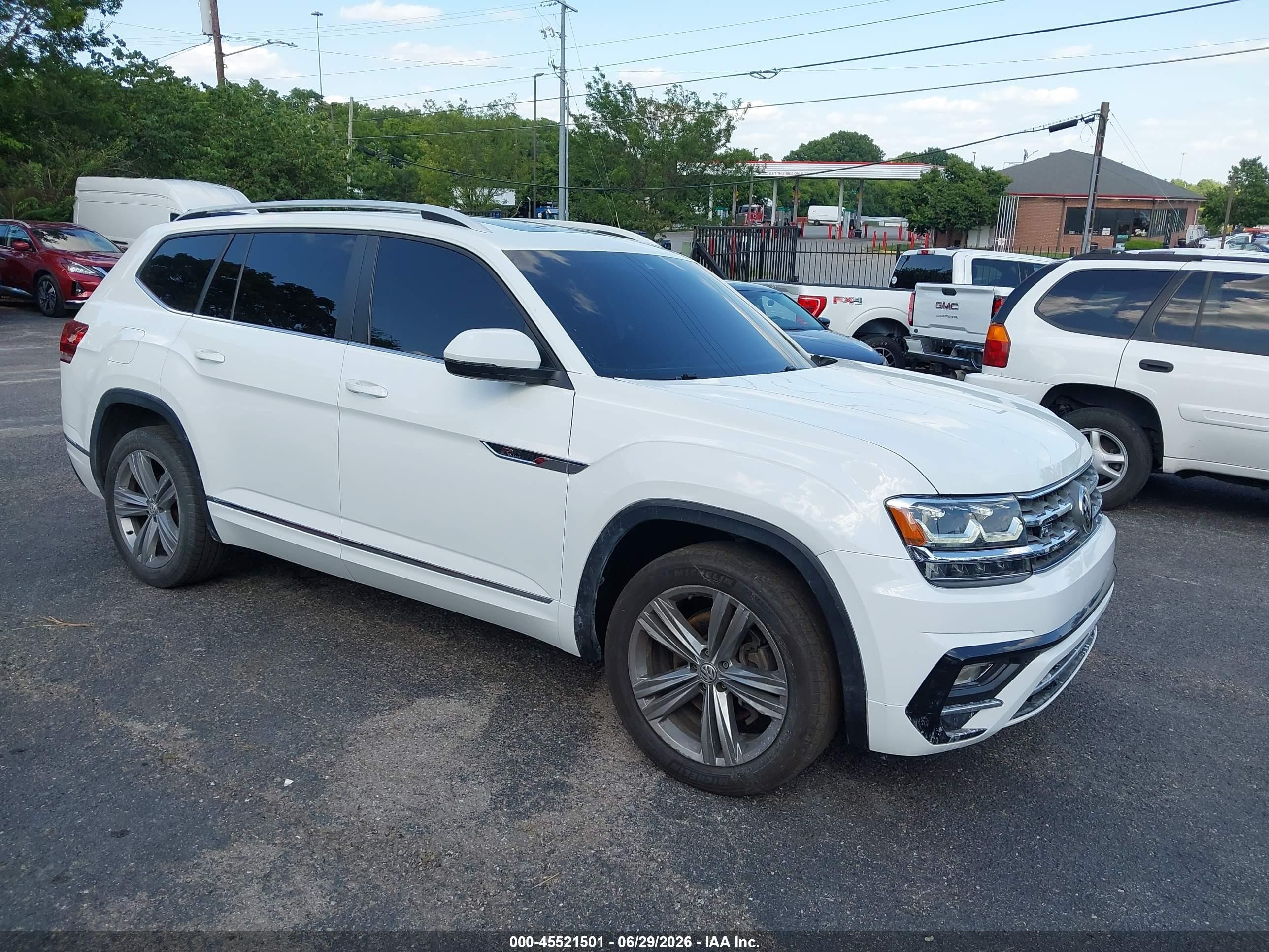 2018 Volkswagen Atlas SEL, VIN 1V2SR2CAXJC585084 — Repossession