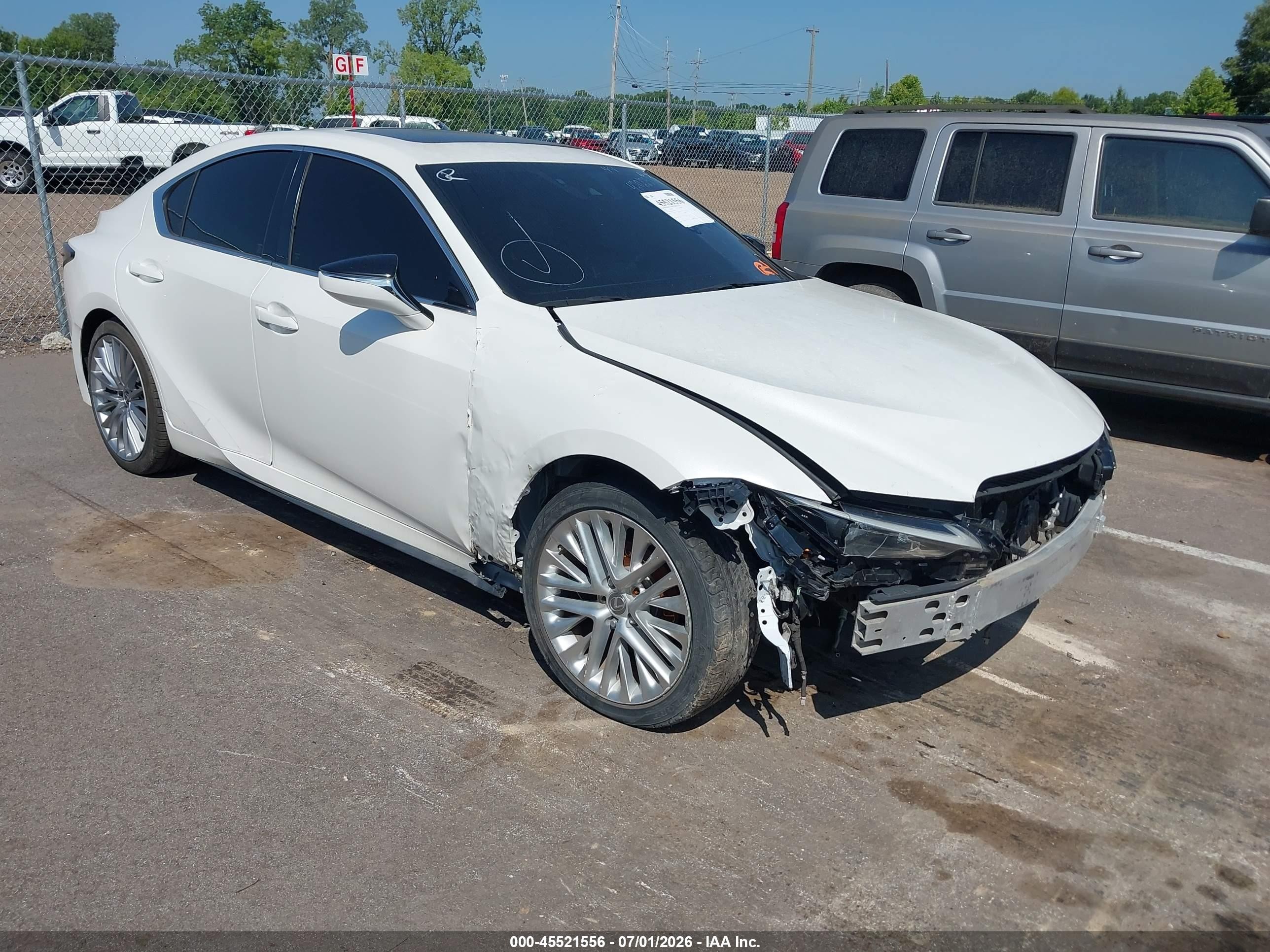 2022 Lexus IS 300, VIN JTHDA1D20N5120759 — Front end