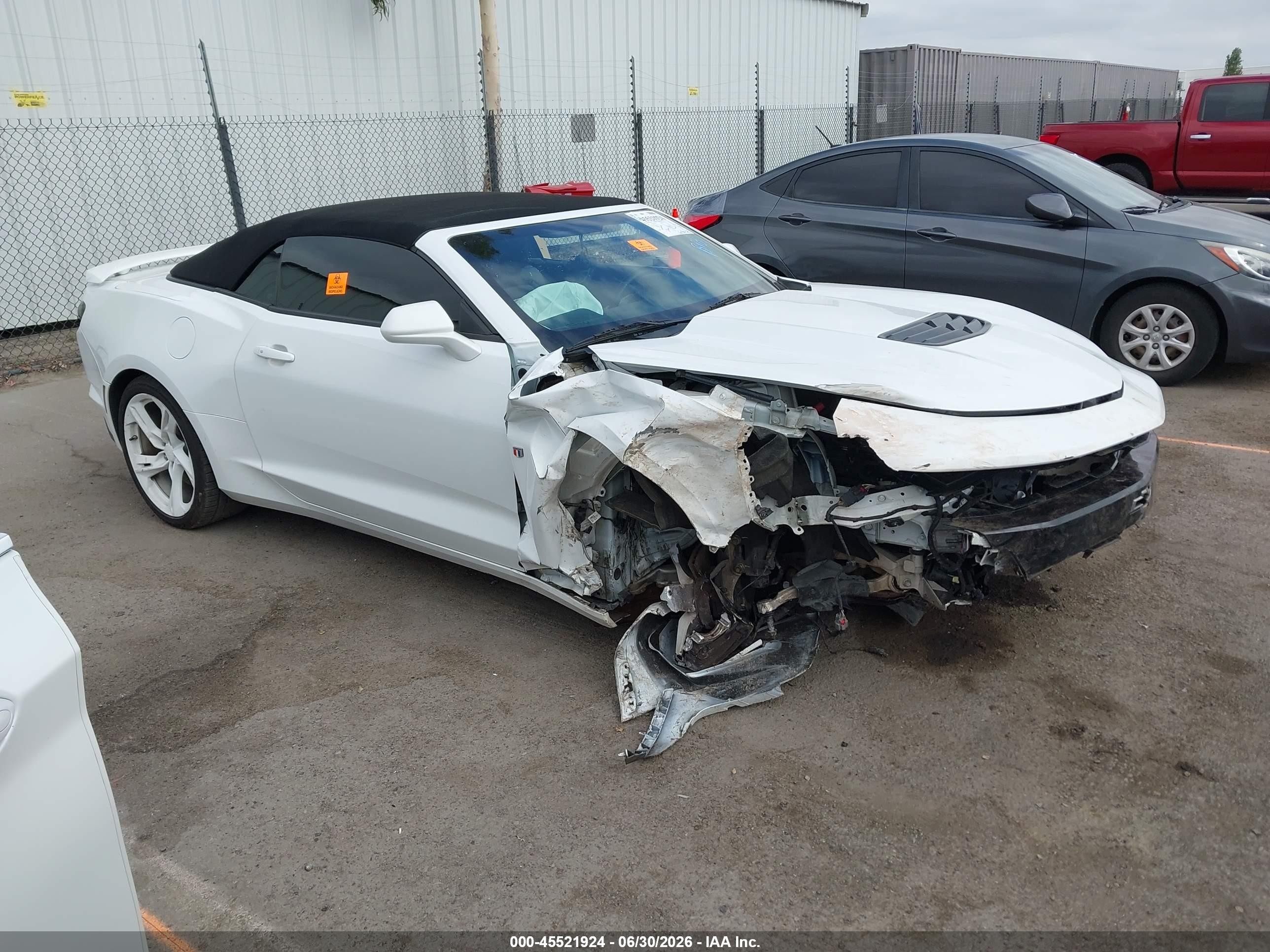 2019 Chevrolet Camaro 2SS, VIN 1G1FH3D75K0115622 — Front end