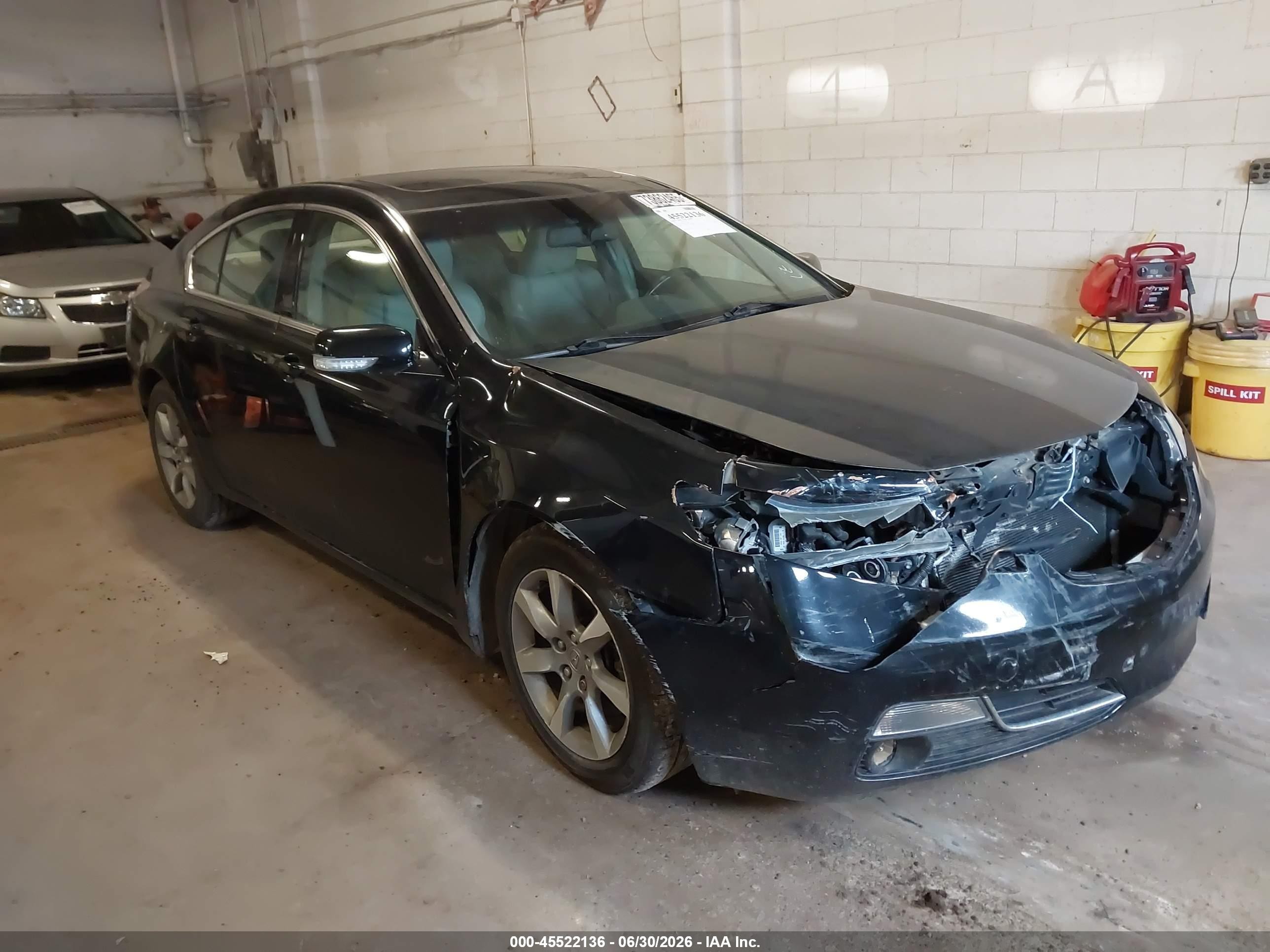 2012 Acura TL Auto, VIN 19UUA8F2XCA014008 — Front end