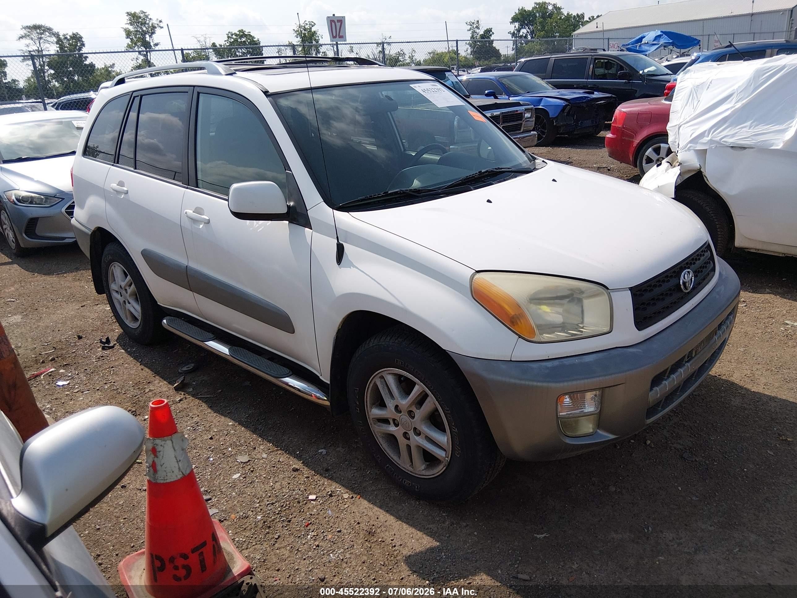 2001 Toyota RAV4, VIN JTEGH20V510028498 — Normal wear