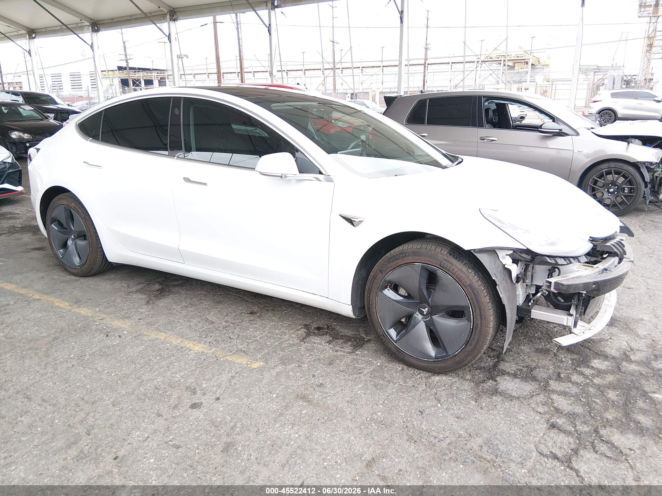 2018 Tesla Model 3 Long Range Battery, VIN 5YJ3E1EA2JF038743 — Front end
