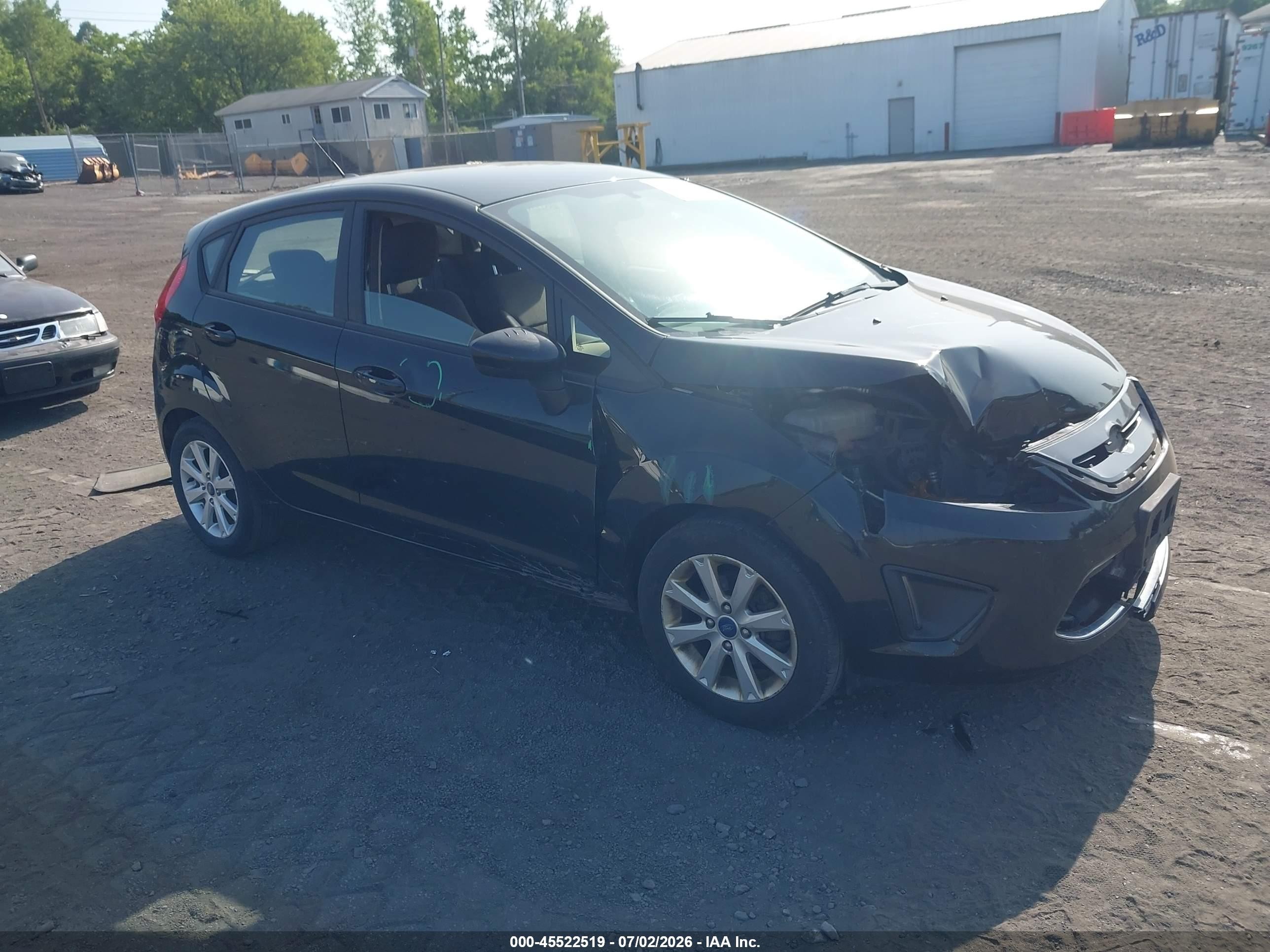 2012 Ford Fiesta SE, VIN 3FADP4EJ9CM127942 — Front end
