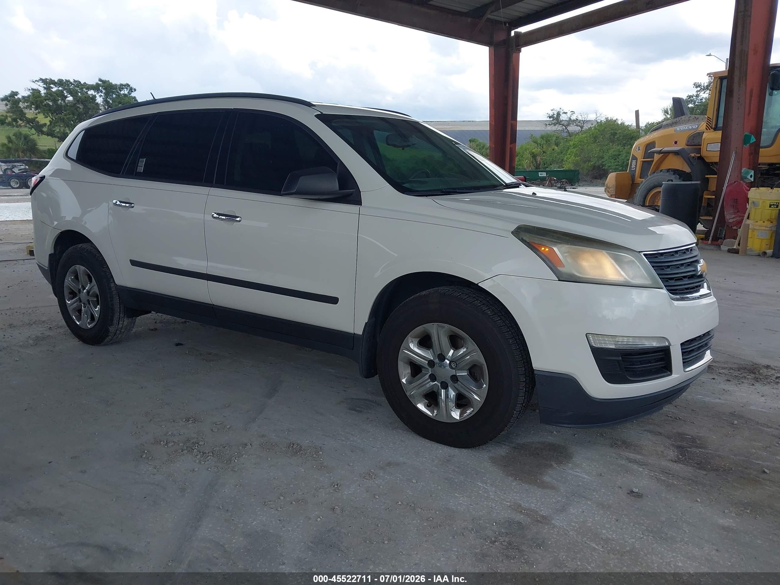 2014 Chevrolet Traverse LS, VIN 1GNKRFED3EJ271186 — Normal wear