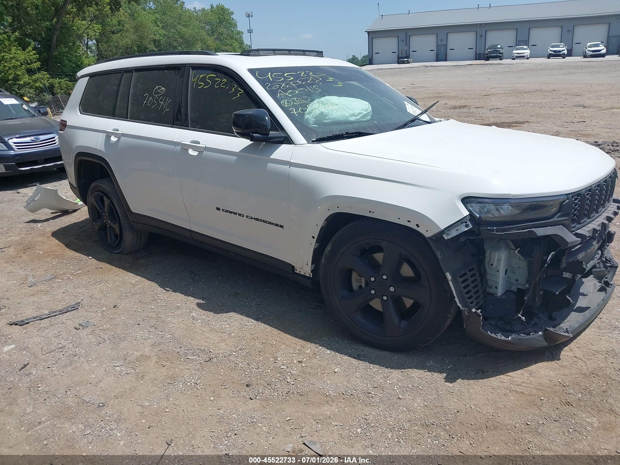 2023 Jeep Grand Cherokee Altitude, VIN 1C4RJKAG5P8705416 — Front end