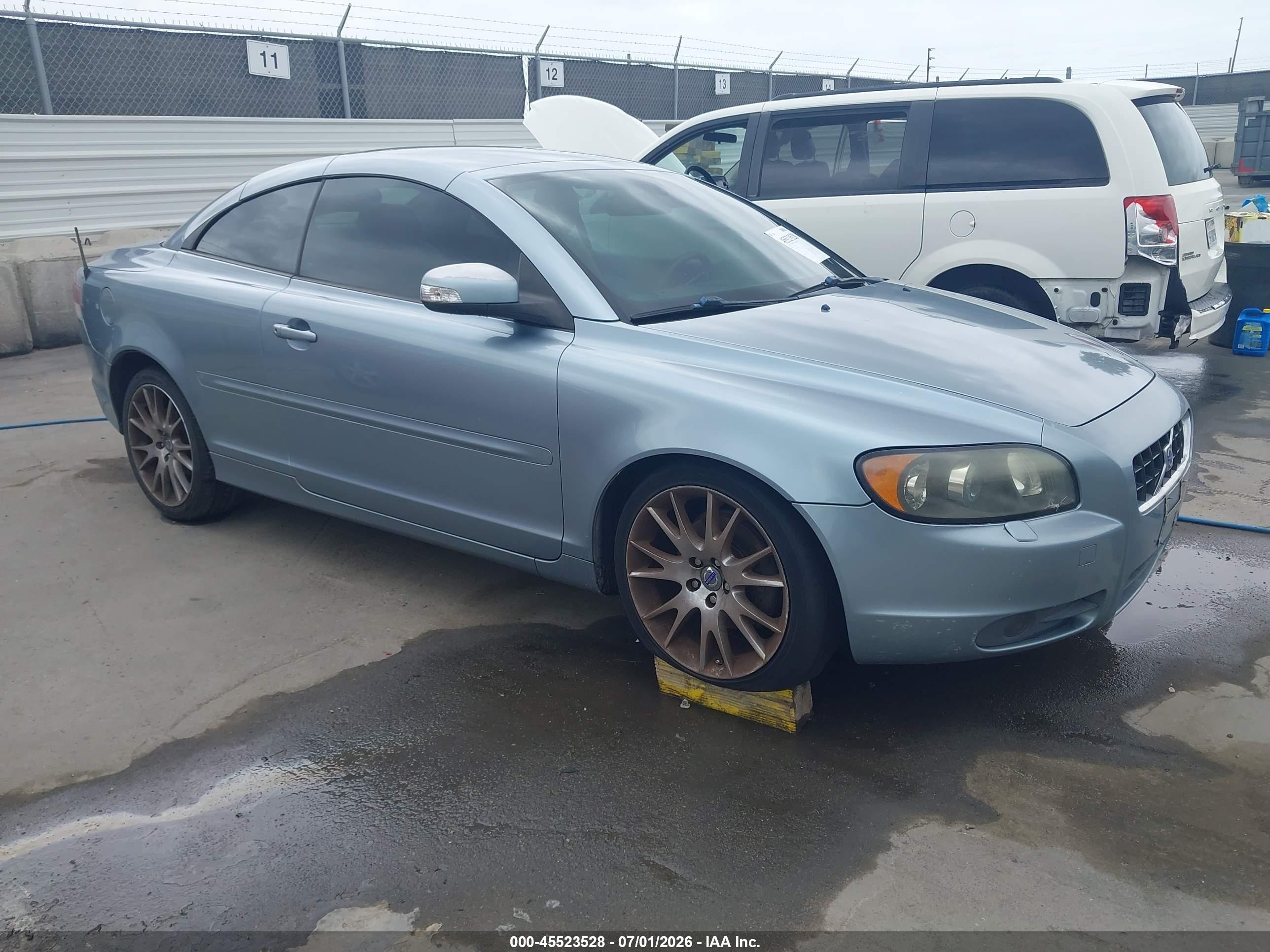 2008 Volvo C70, VIN YV1MC67288J042483 — Rear end