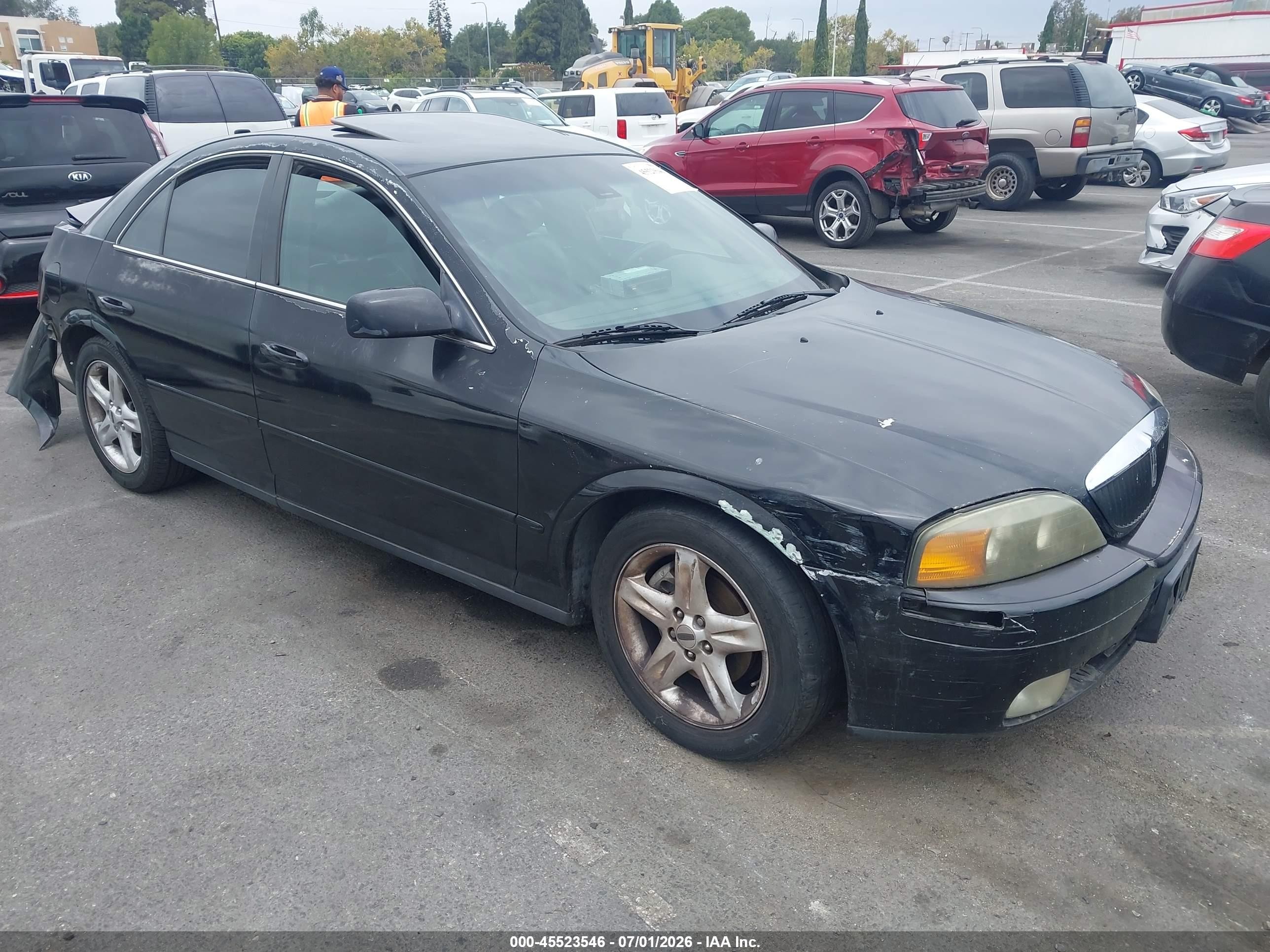 2002 Lincoln LS w/Base Pkg, VIN 1LNHM86S82Y675836 — Зад