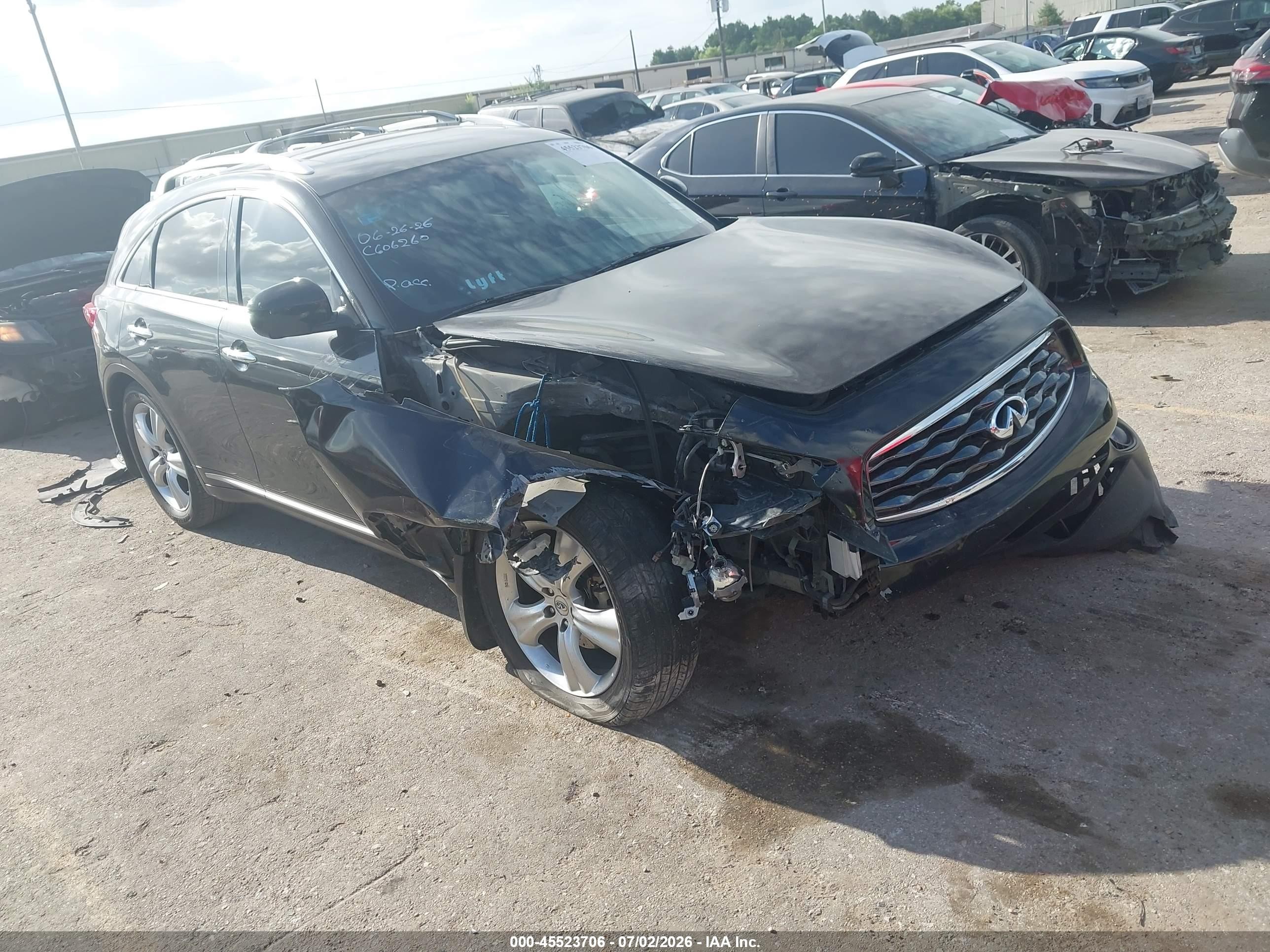 2010 Infiniti FX, VIN JN8AS1MU7AM802674 — Front end