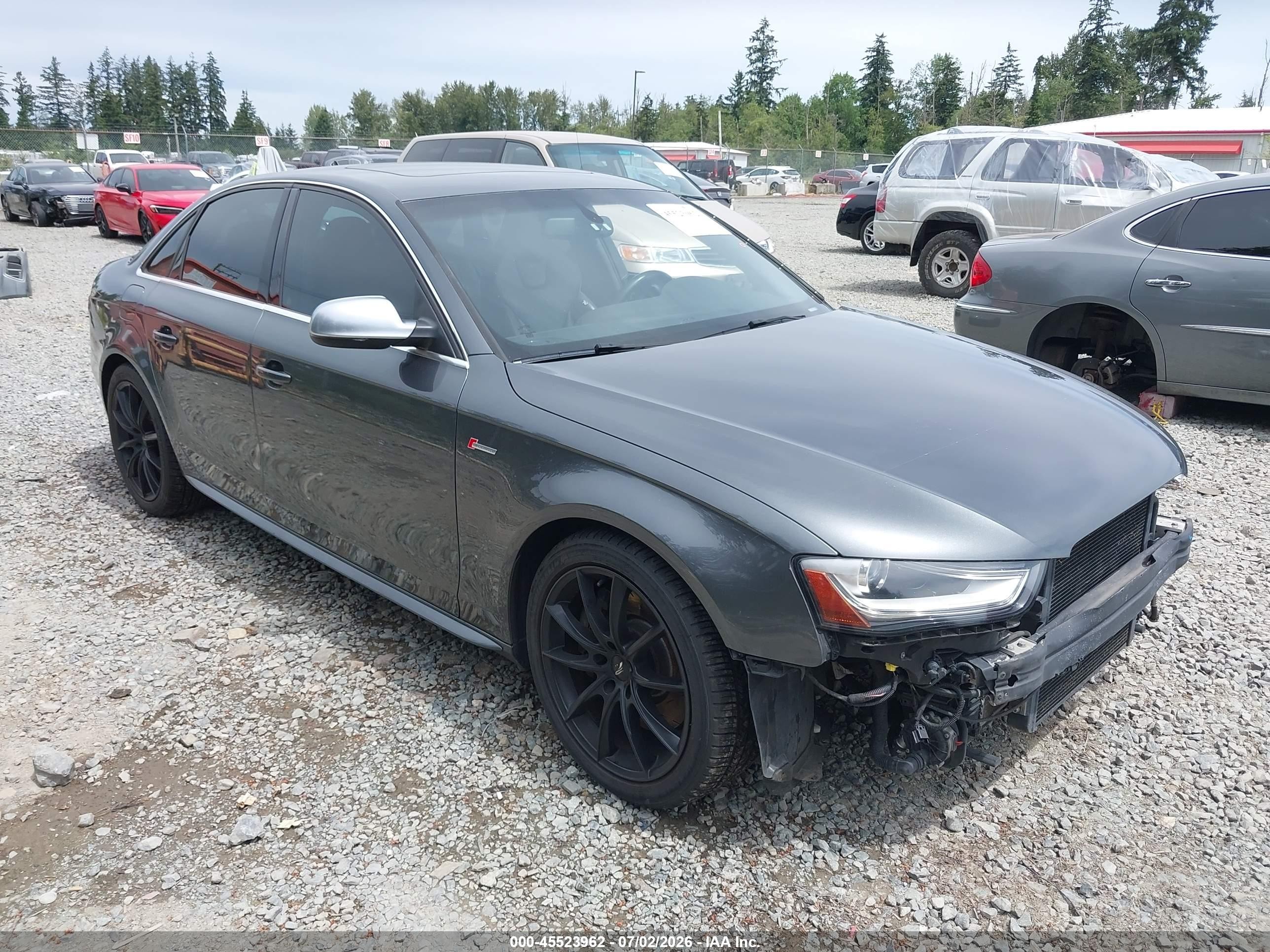 2015 Audi S4 Premium Plus, VIN WAUBGAFL8FA105509 — Перед