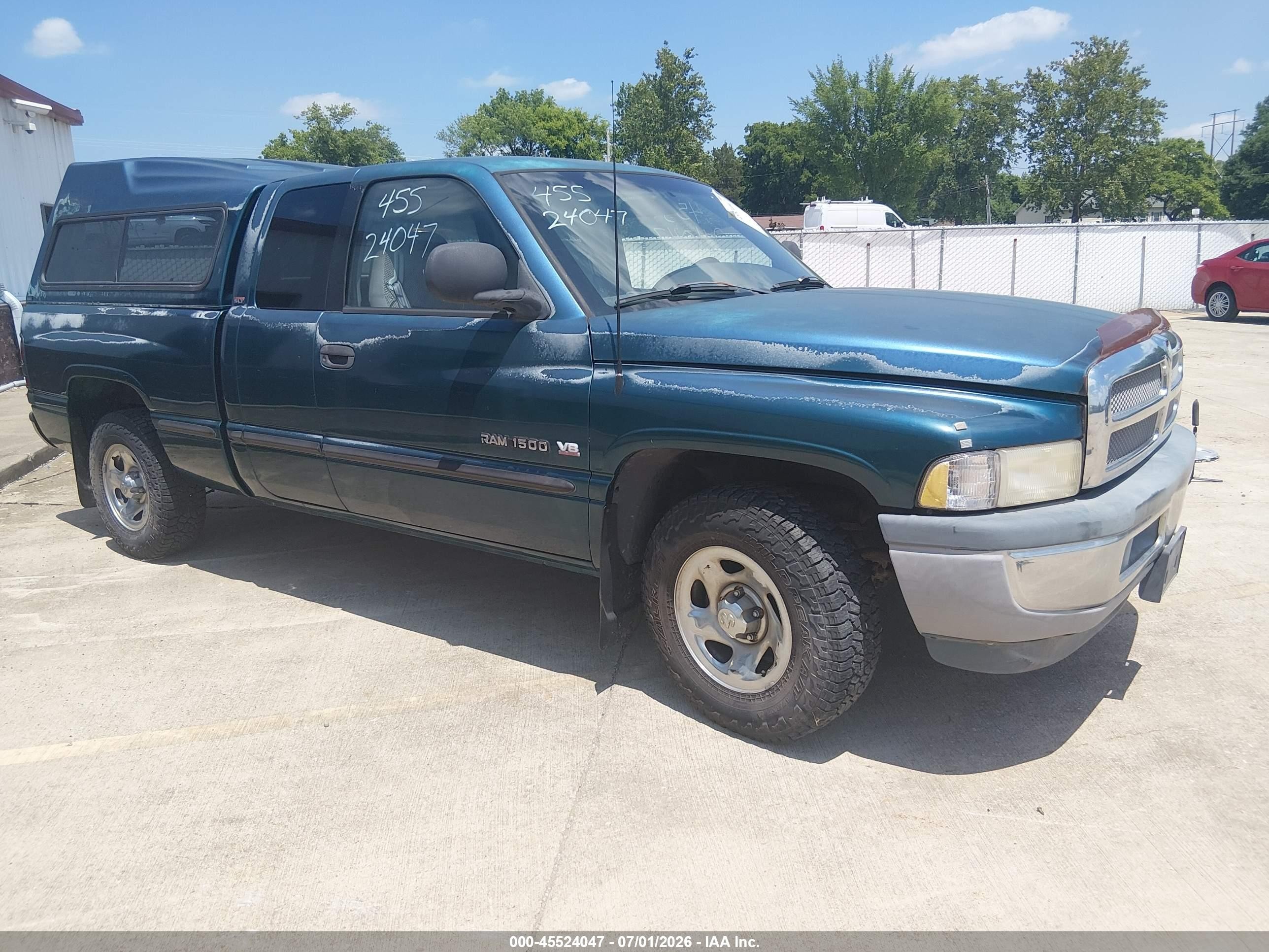 1998 Dodge 1500, VIN 3B7HC13Y0WG231020 — Normal wear